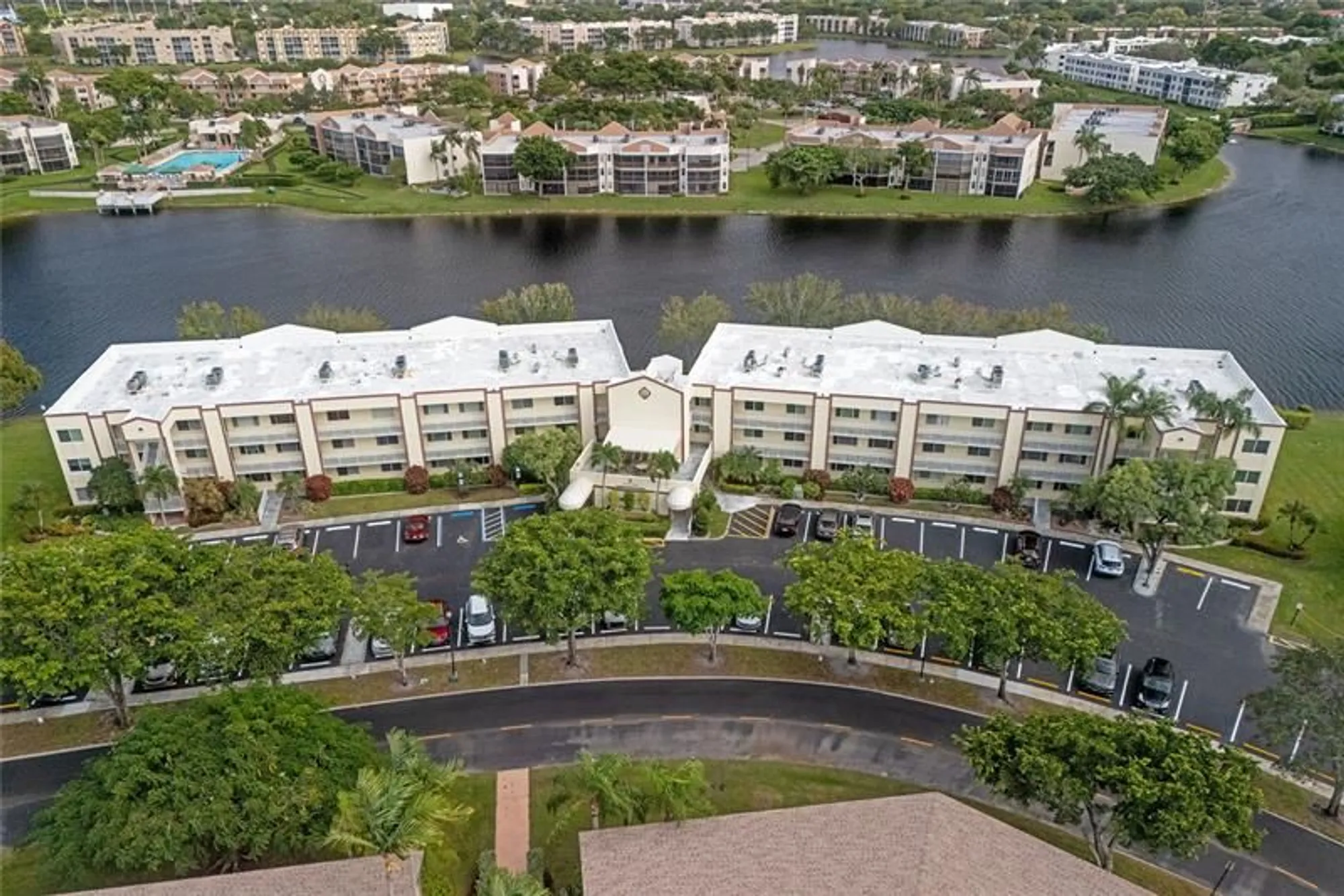 Property Slideshow image 31 of 41 | 7186 s devon dr # 109, Tamarac, FL, 33321