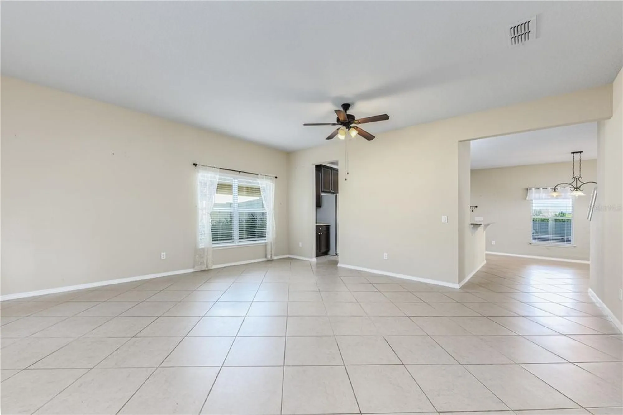 Property Slideshow image 10 of 45 | 30304 cheval st, Mount Dora, FL, 32757