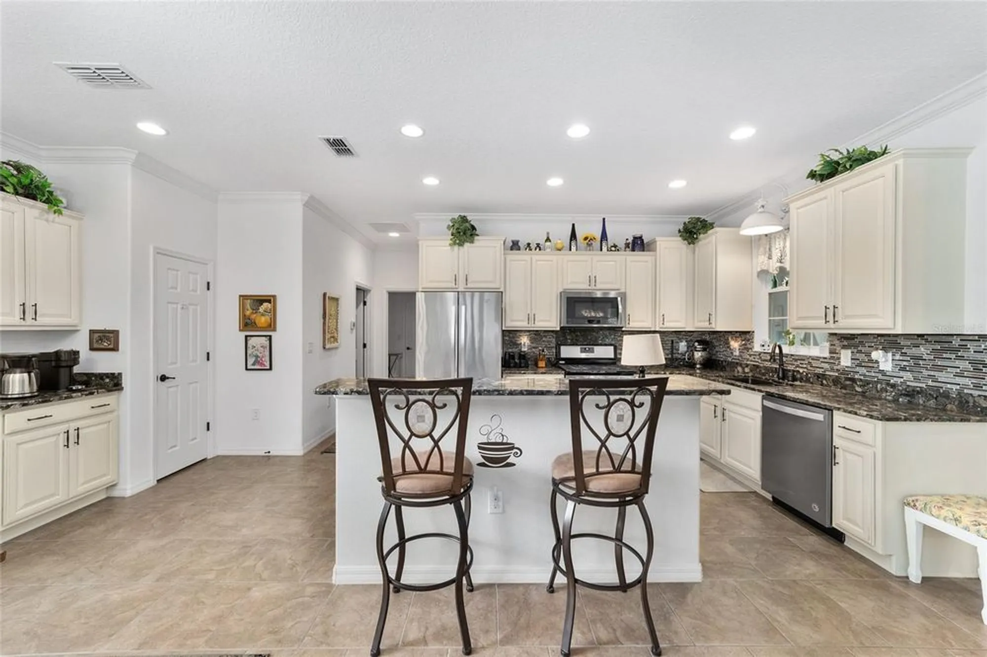 Property Slideshow image 16 of 38 | 8706 sw 88th pl, Ocala, FL, 34481