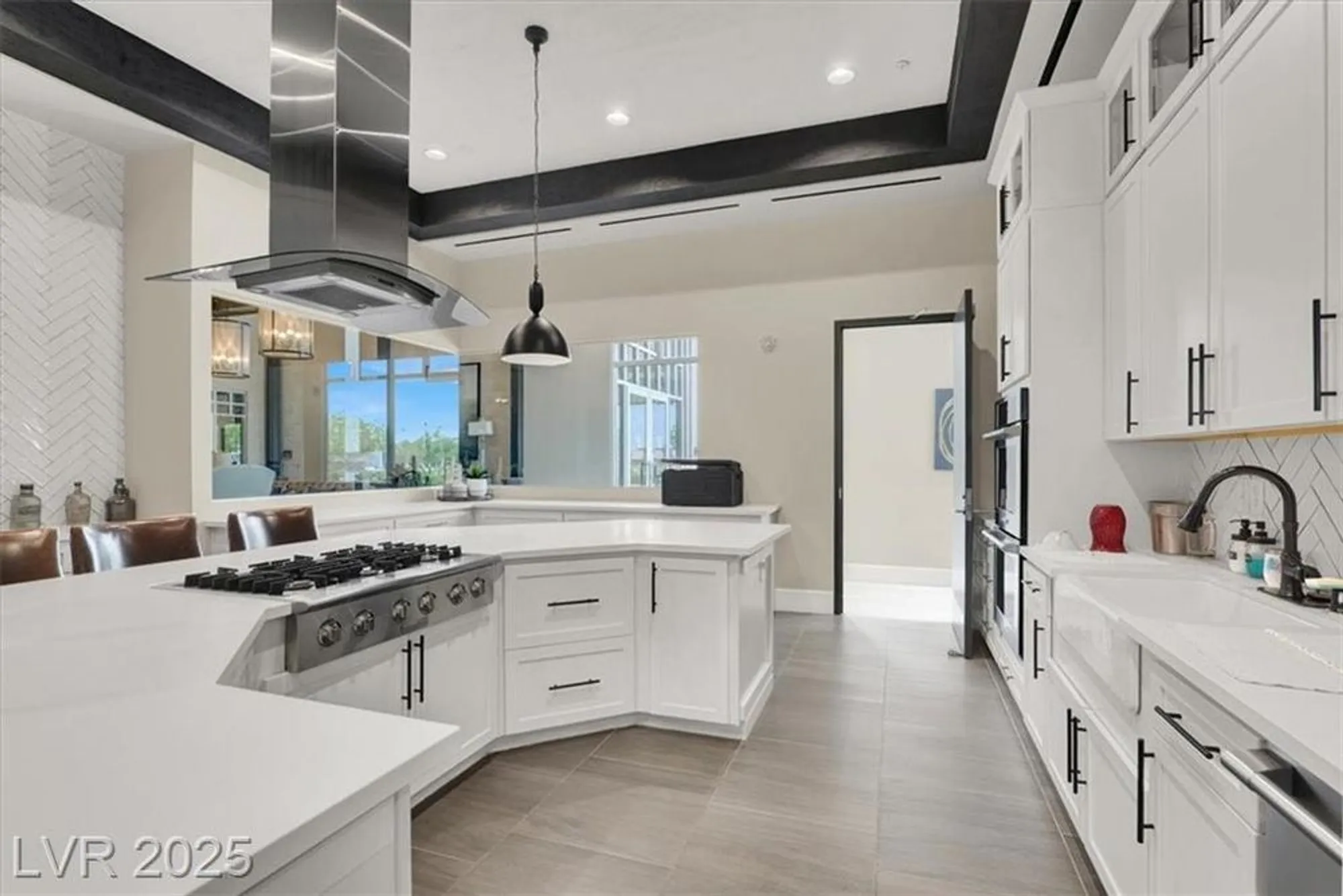 Property Slideshow image 38 of 45 | 727 chopin hills st, Henderson, NV, 89011