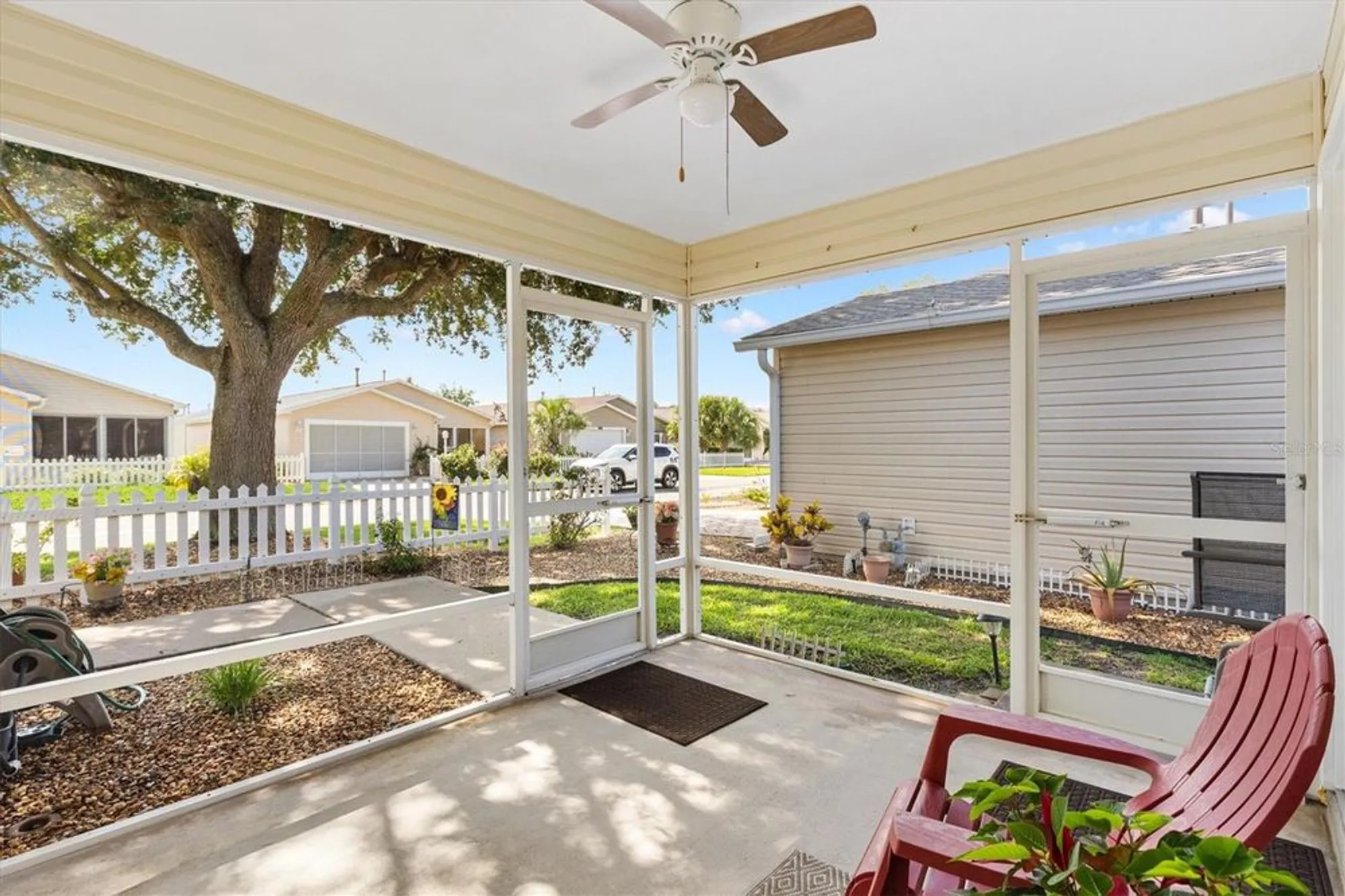 Property Slideshow image 6 of 31 | 16938 se 94th sunnybrook cir, The Villages, FL, 32162