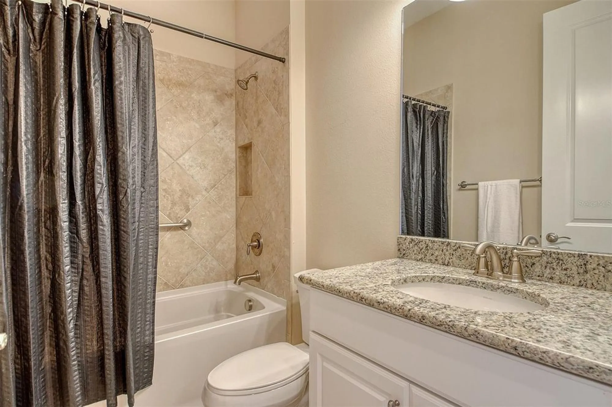 Property Slideshow image 35 of 79 | 4916 tivoli run, Bradenton, FL, 34211