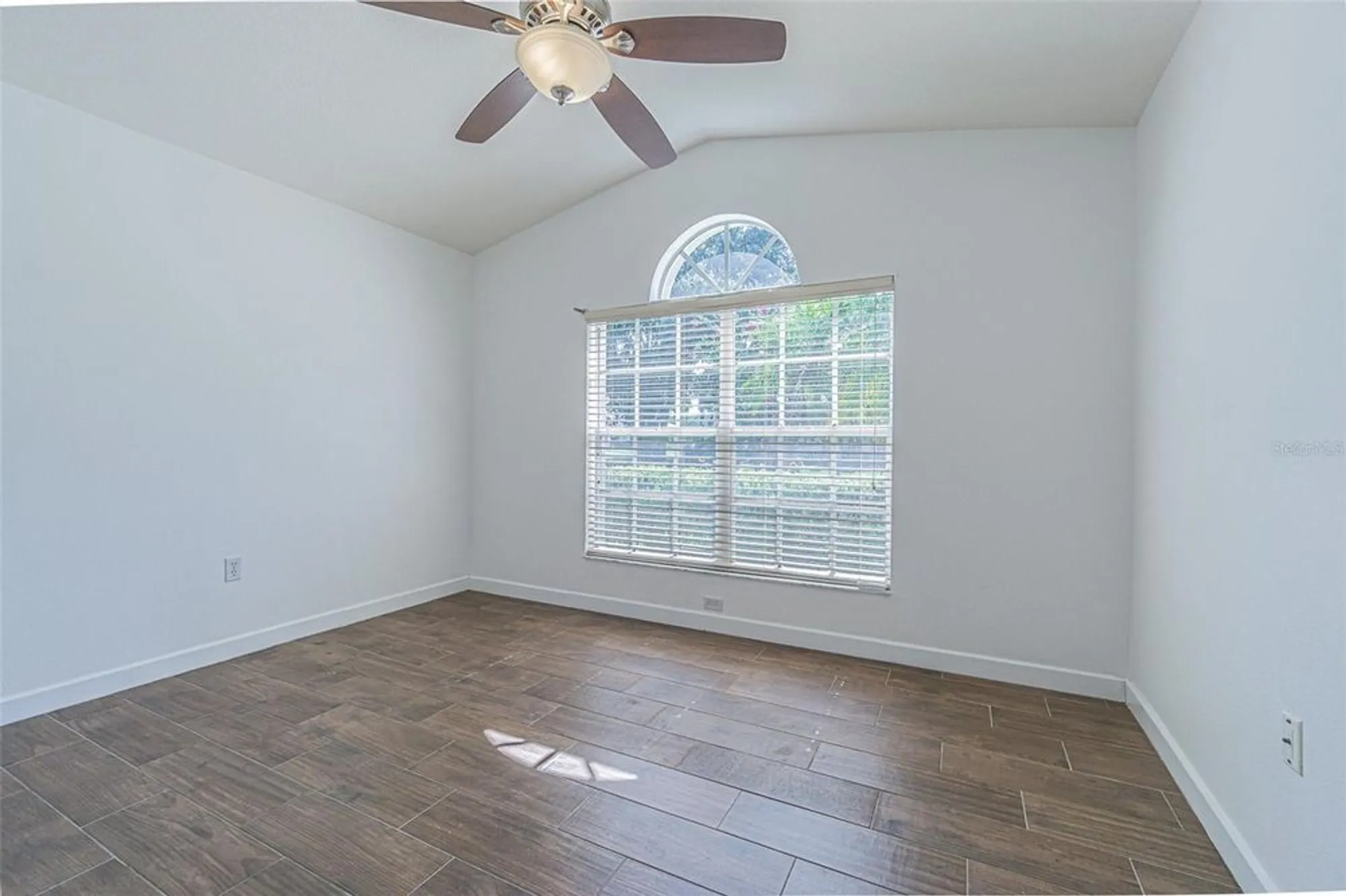 Property Slideshow image 23 of 90 | 11027 dormie dr, San Antonio, FL, 33576