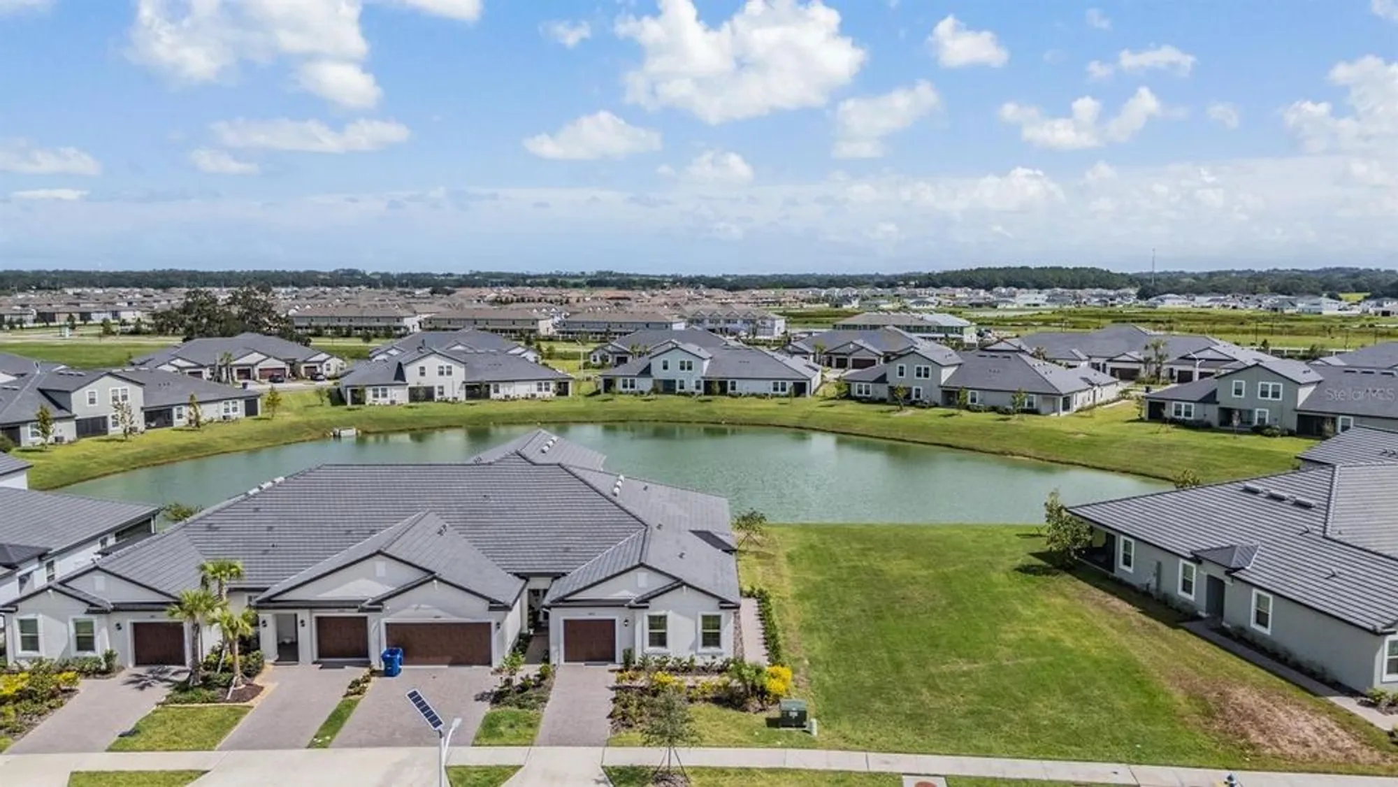 Property Slideshow image 4 of 93 | 10935 gable dig loop, San Antonio, FL, 33576