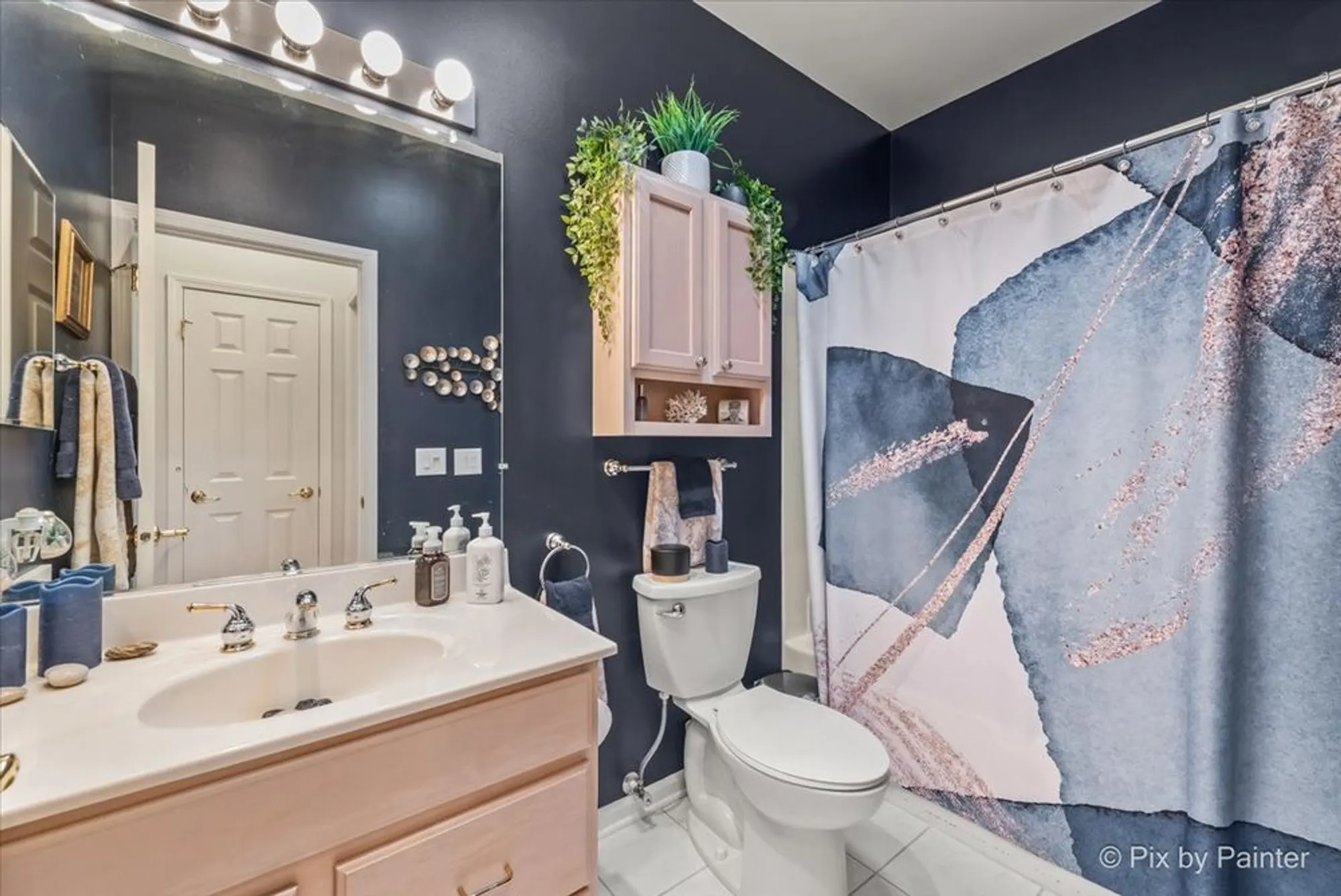 Property Slideshow image 20 of 28 | 3221 harness ln, Grayslake, IL, 60030