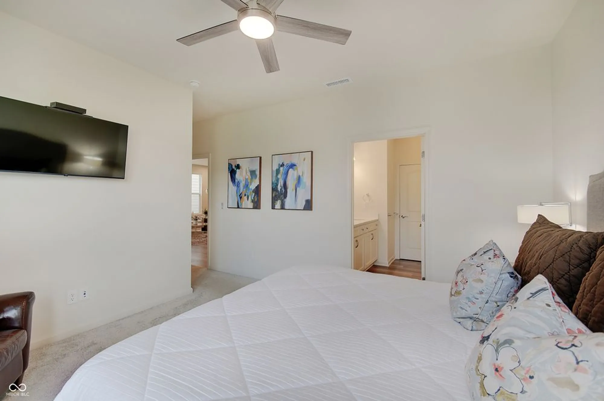 Property Slideshow image 21 of 46 | 2698 old rosebud ln, Westfield, IN, 46074