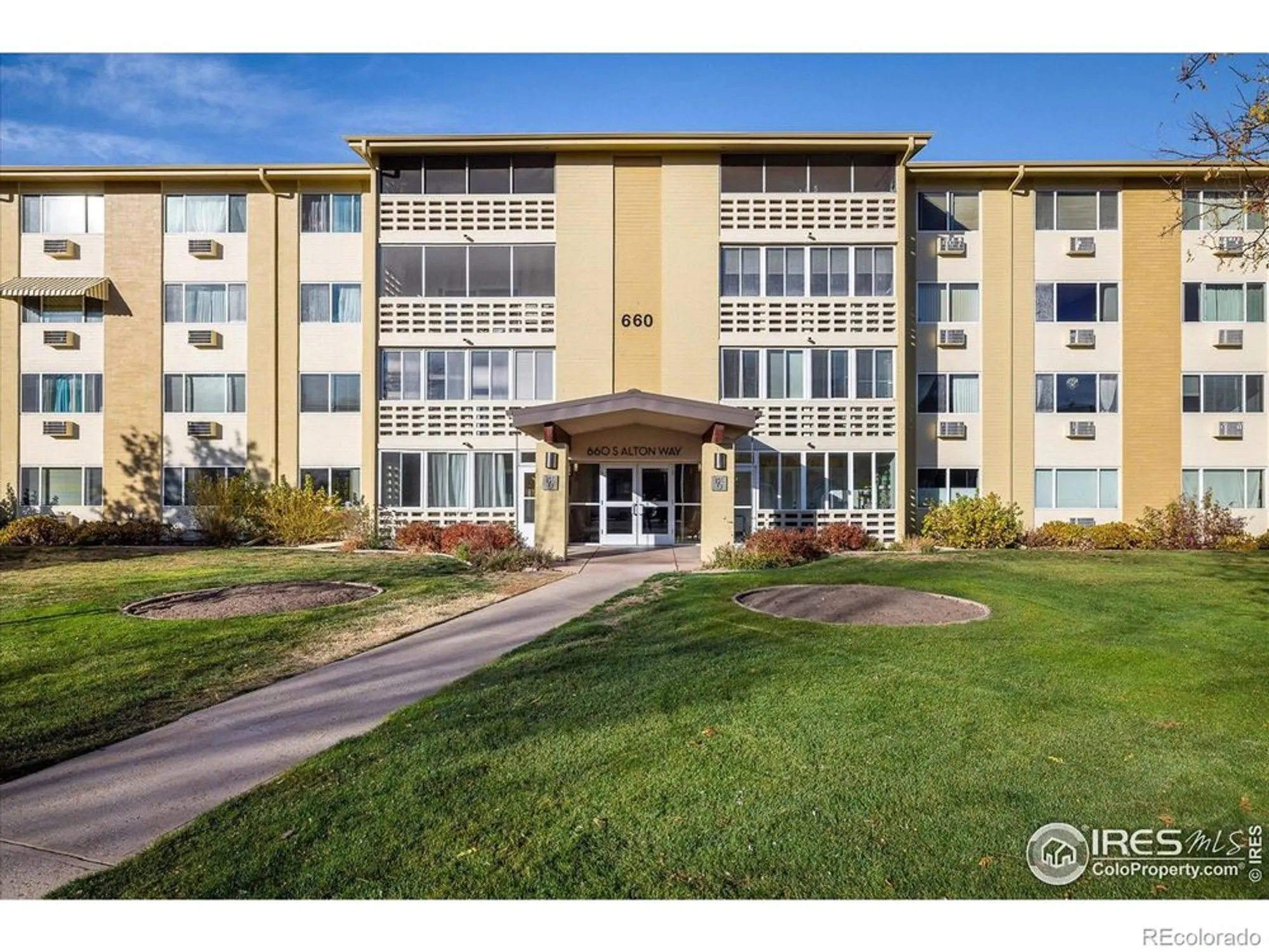 Property Slideshow image 16 of 27 | 660 s alton way apt 6b, Denver, CO, 80247