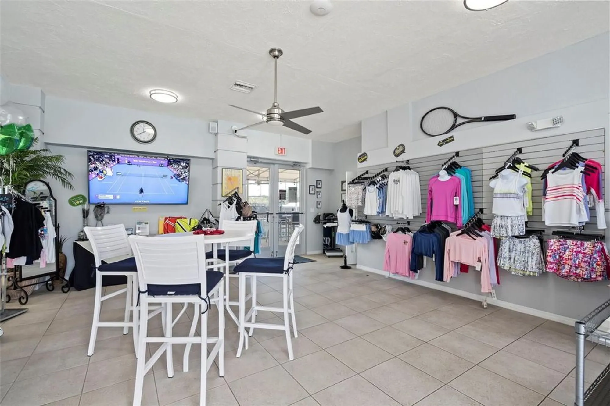 Property Slideshow image 57 of 82 | 214 southampton dr # 327, Venice, FL, 34293
