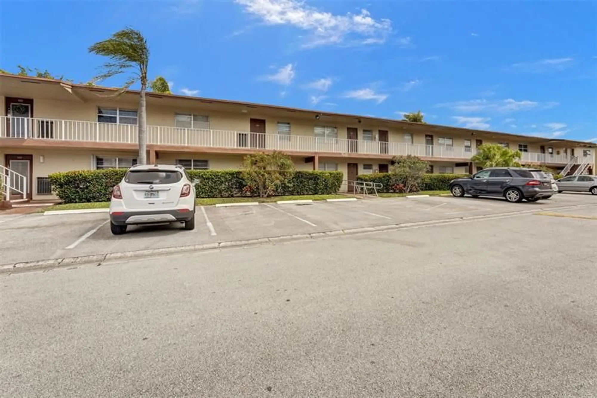 Property Slideshow image 39 of 60 | 7605 nw 5th pl apt 103, Margate, FL, 33063