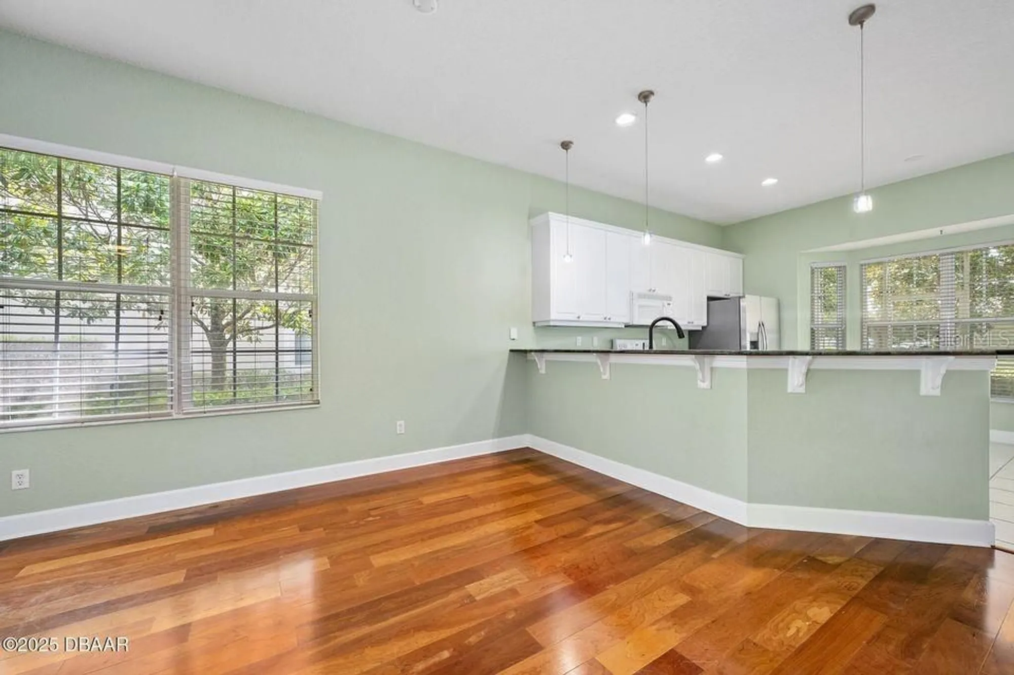 Property Slideshow image 14 of 70 | 3132 connemara dr, Ormond Beach, FL, 32174