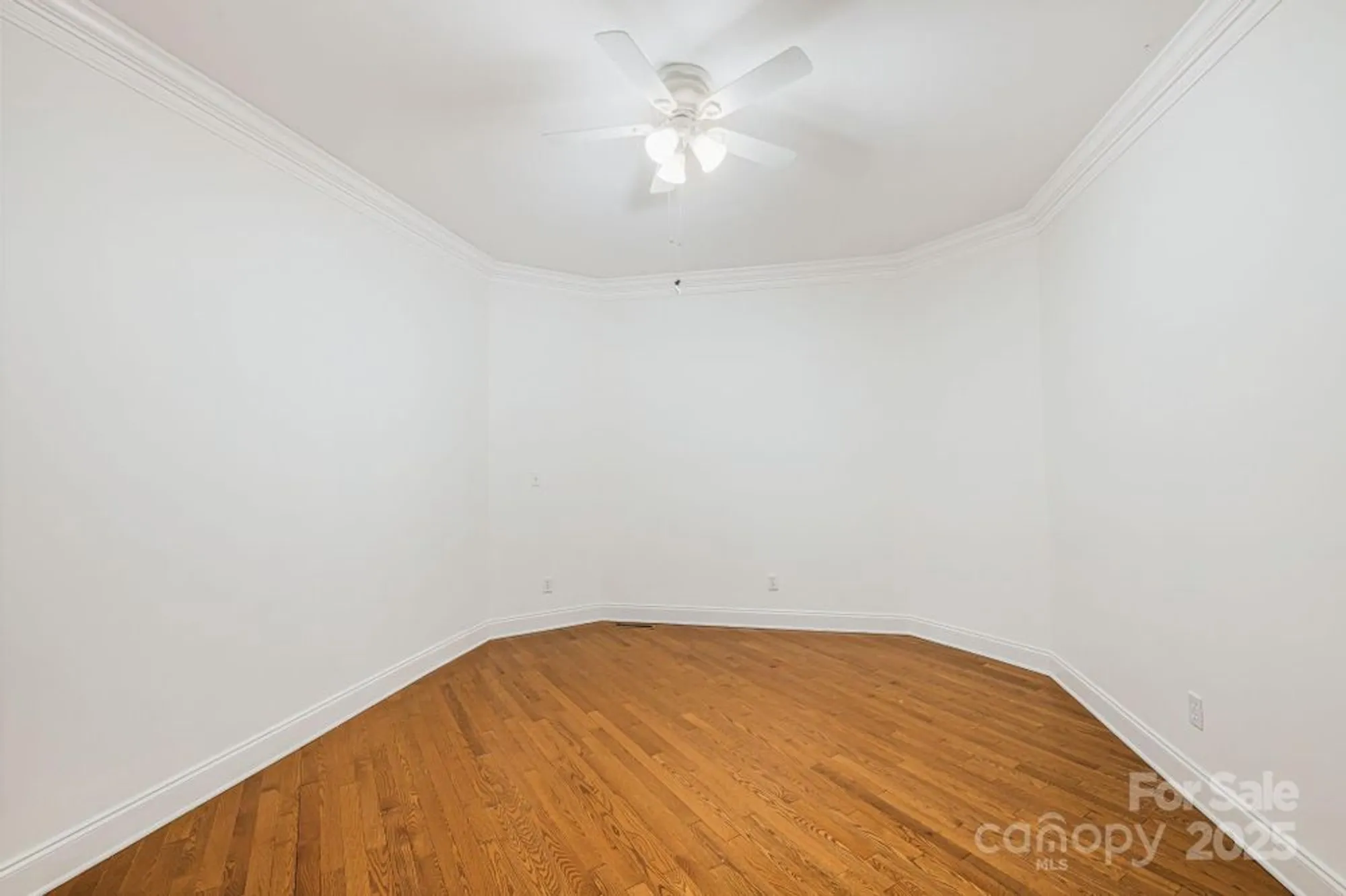 Property Slideshow image 28 of 48 | 14 larue ct, Biltmore Lake, NC, 28715