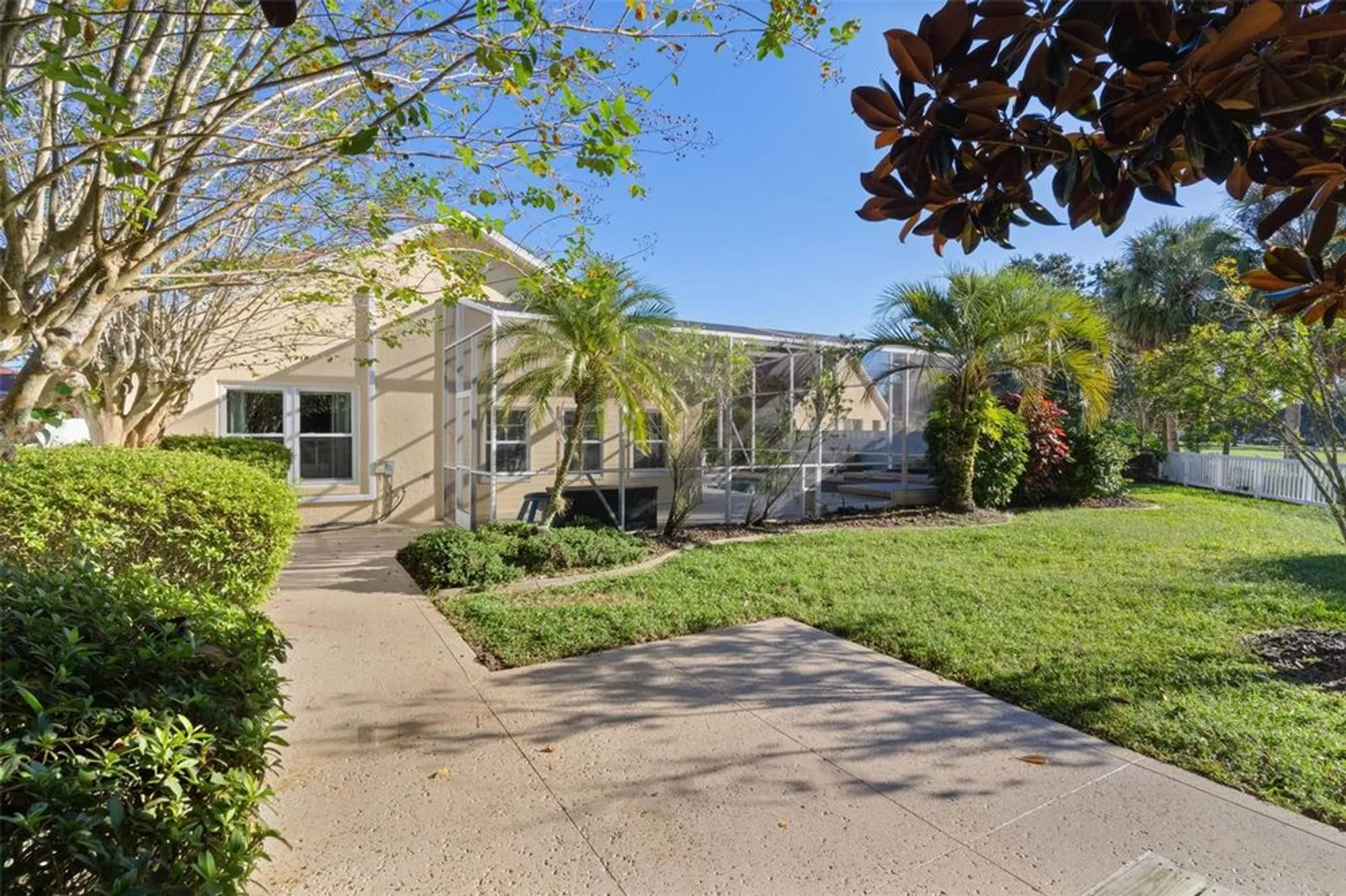 Property Slideshow image 52 of 59 | 1818 puerto bello dr, Lady Lake, FL, 32159