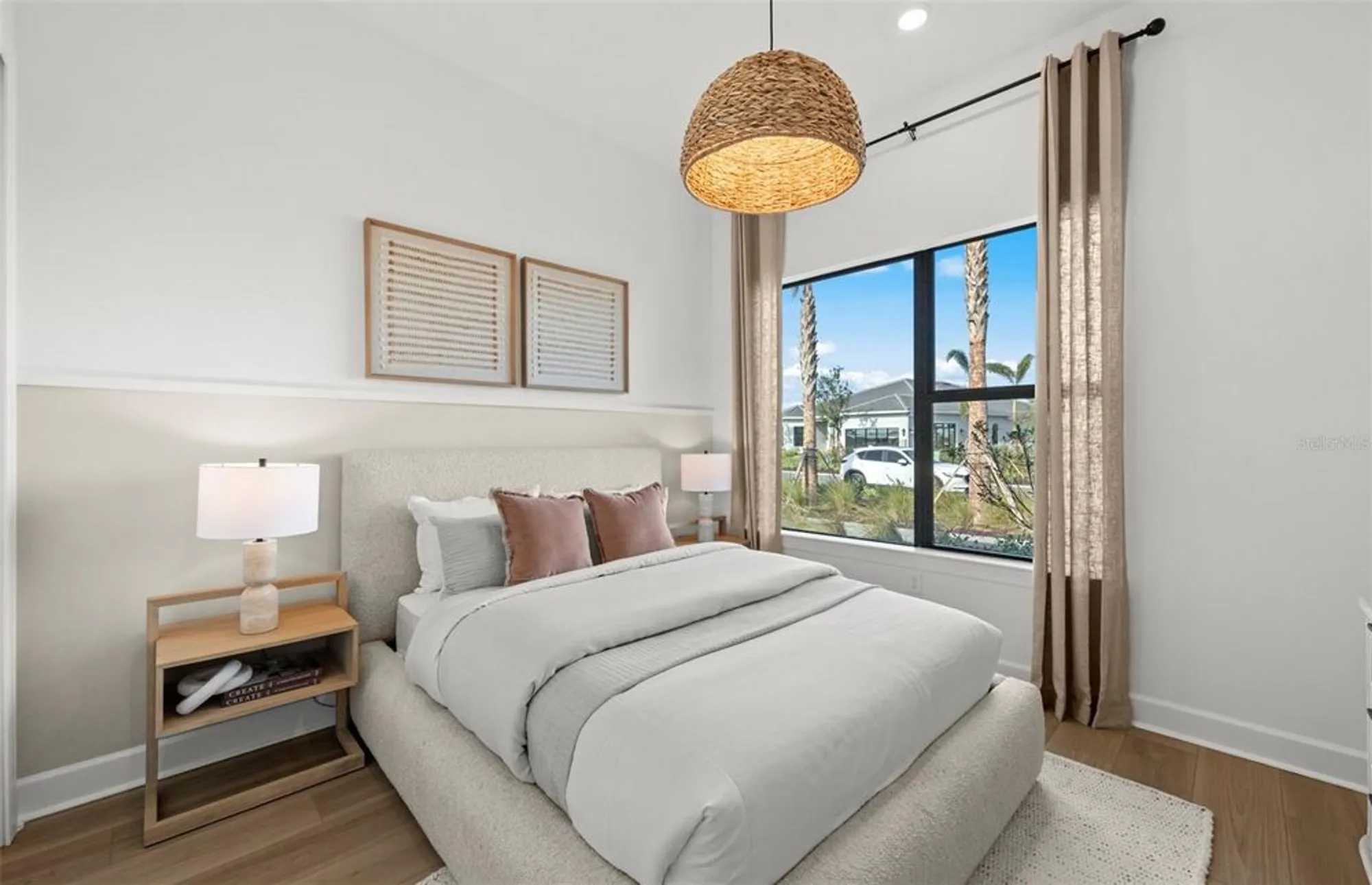 Property Slideshow image 14 of 21 | 4950 ribbon rock cv, Lakewood Ranch, FL, 34211