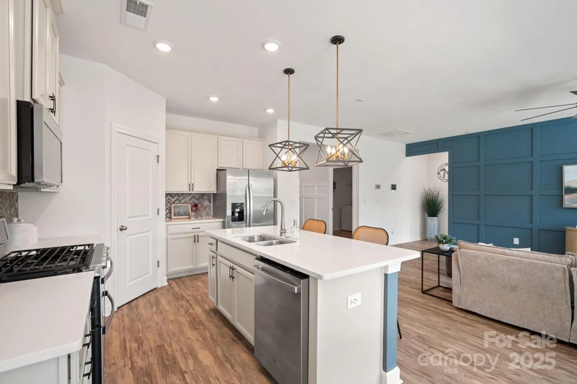 Property Slideshow image 14 of 33 | 5170 turtle creek dr, Denver, NC, 28037