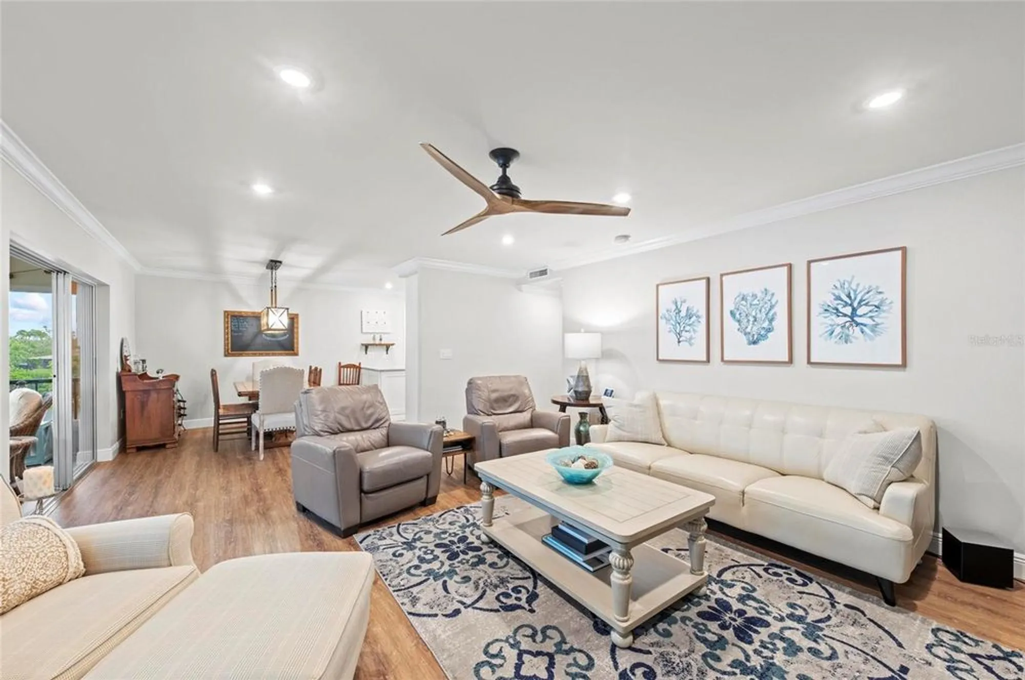 Property Slideshow image 8 of 55 | 101 whispering sands dr apt 307, Sarasota, FL, 34242