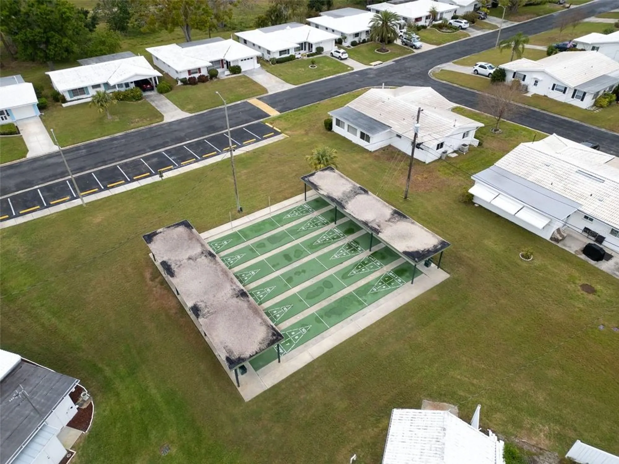 Property Slideshow image 58 of 71 | 9082 141st st, Seminole, FL, 33776