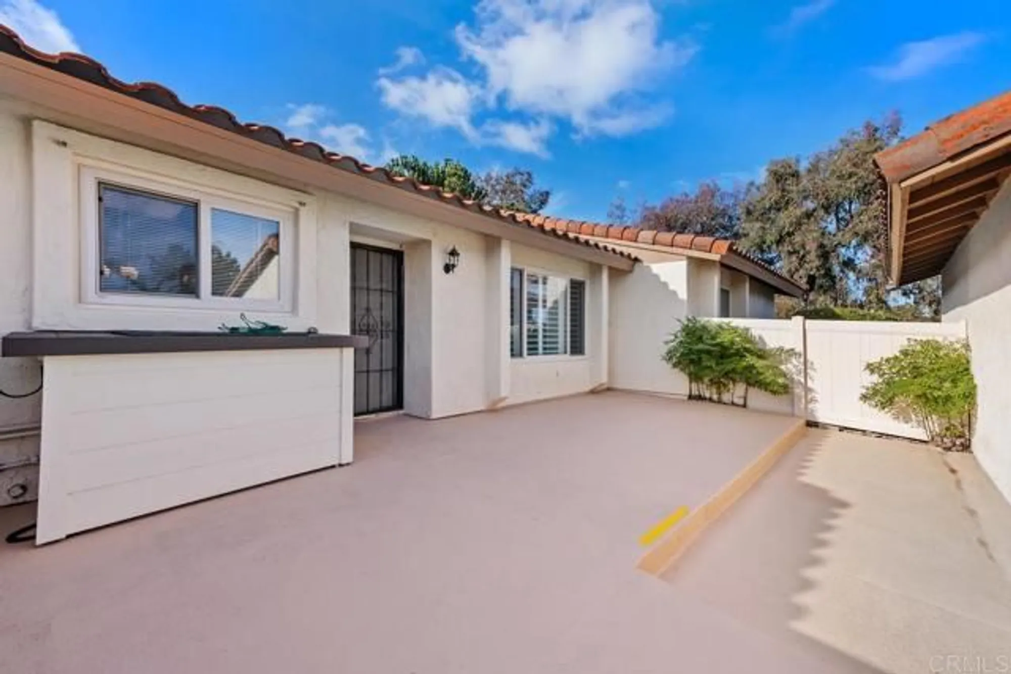 Property Slideshow image 3 of 18 | 1741 charleston ln, Encinitas, CA, 92024