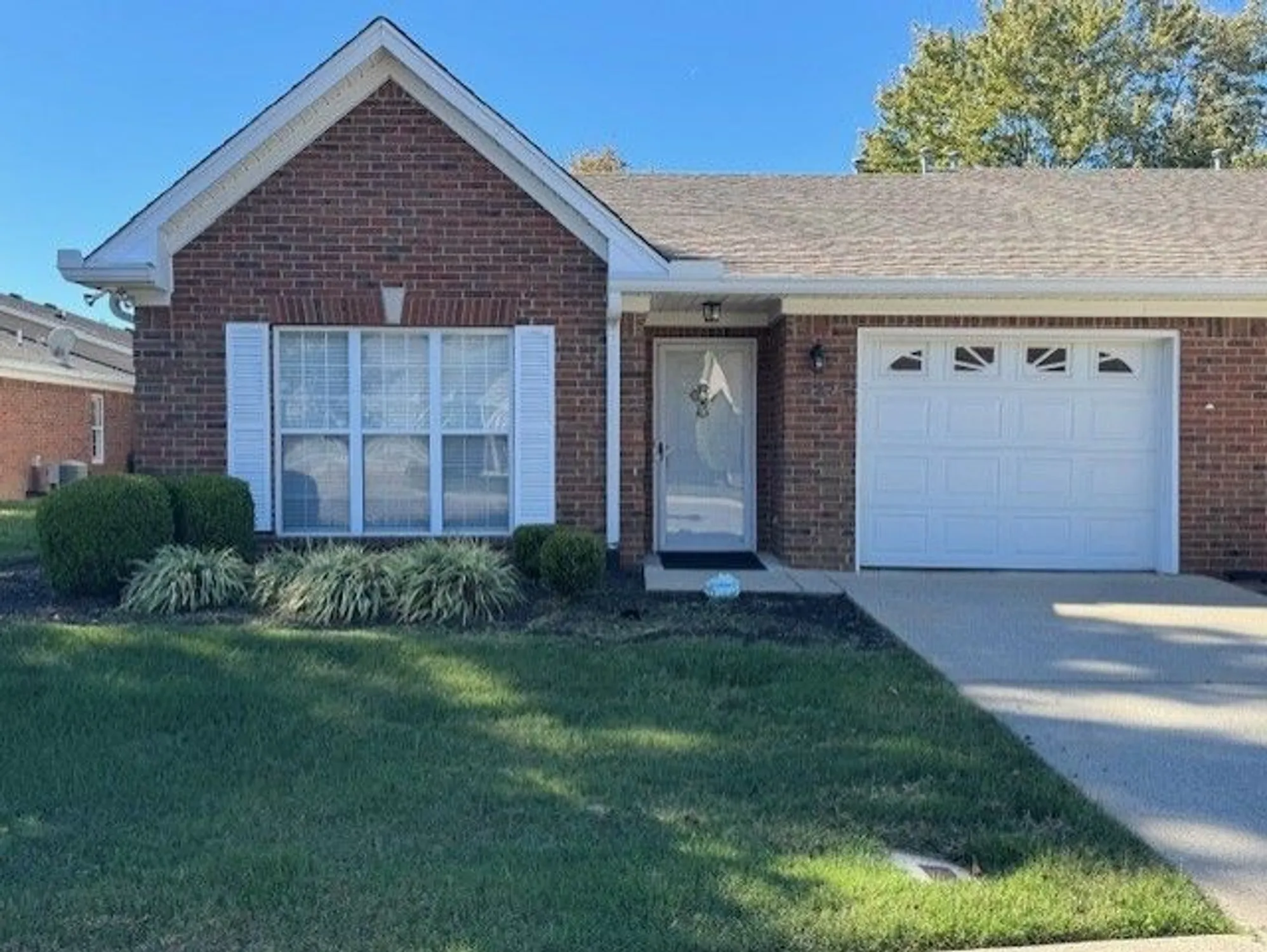 Property Slideshow image 36 of 36 | 327 forest glen cir, Murfreesboro, TN, 37128