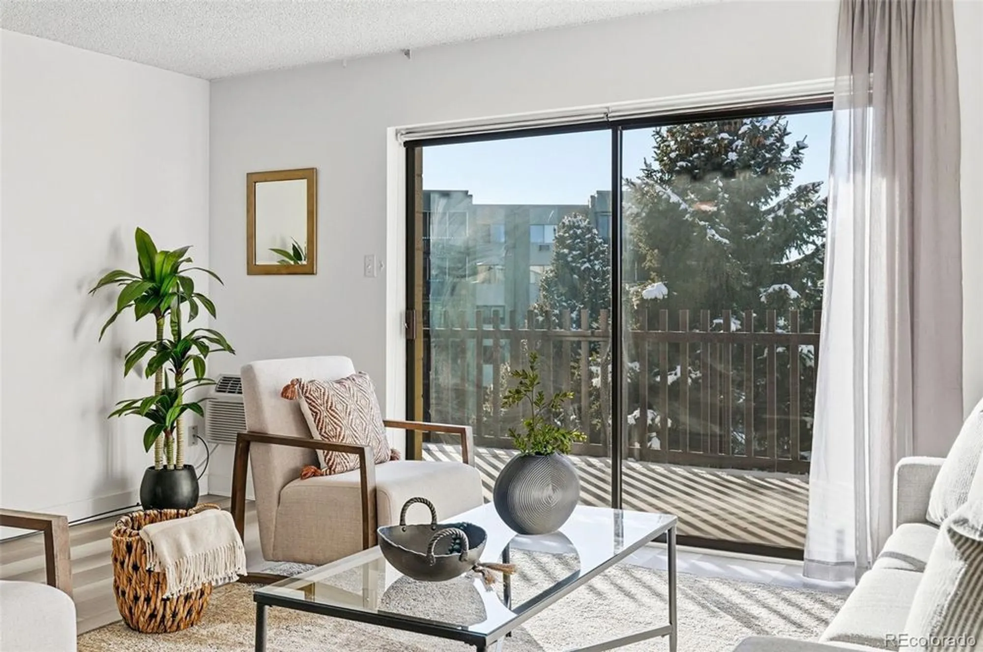 Property Slideshow image 10 of 37 | 13691 e marina dr 408, Aurora, CO, 80014