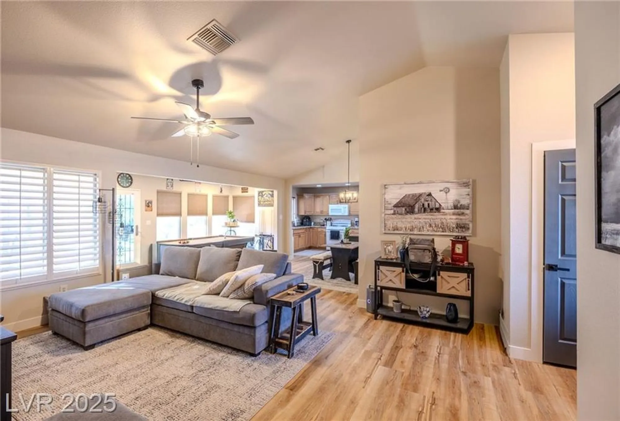 Property Slideshow image 11 of 29 | 9305 quail ridge dr, Las Vegas, NV, 89134