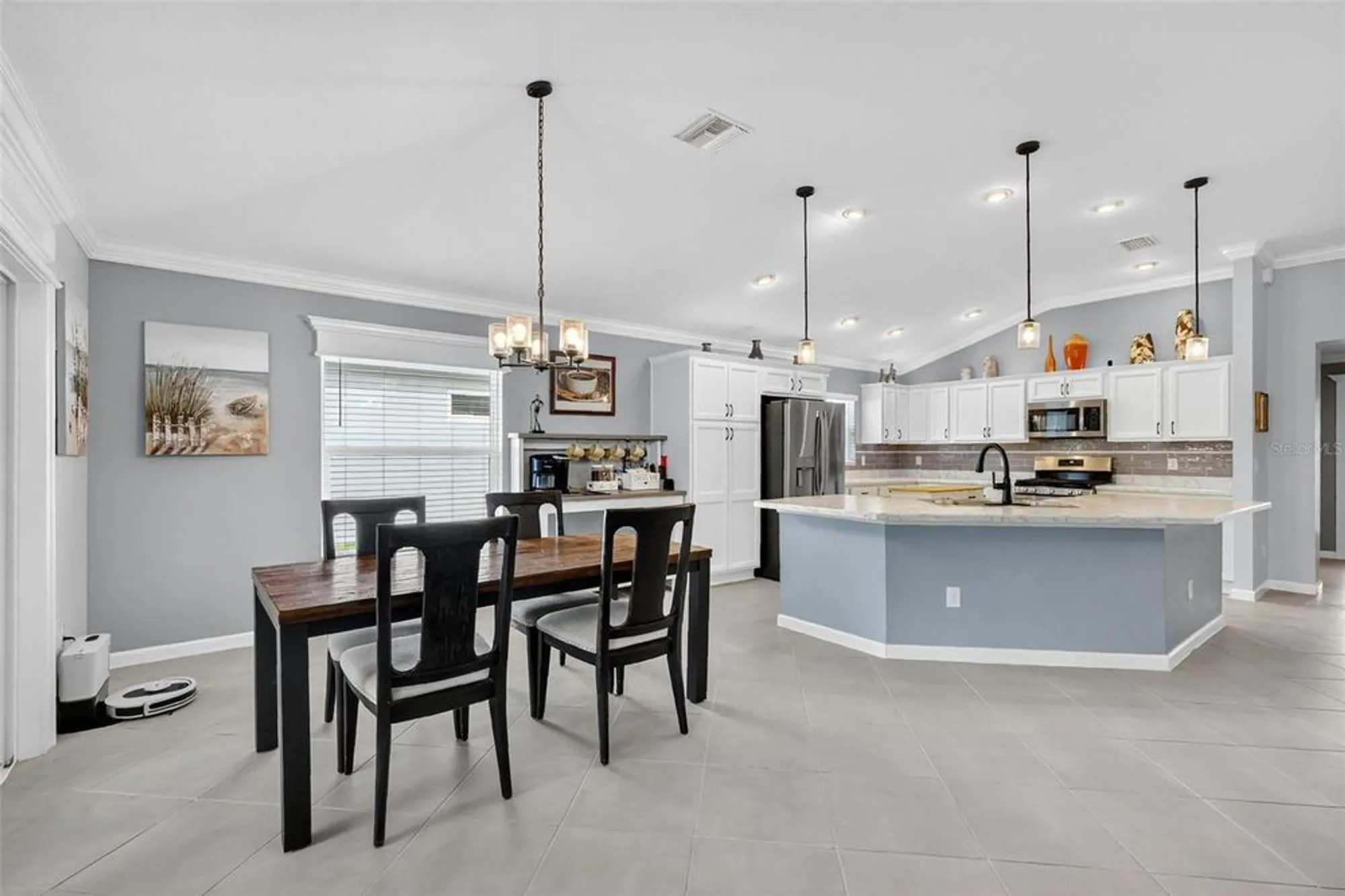 Property Slideshow image 11 of 38 | 3359 arlyn pl, The Villages, FL, 32163