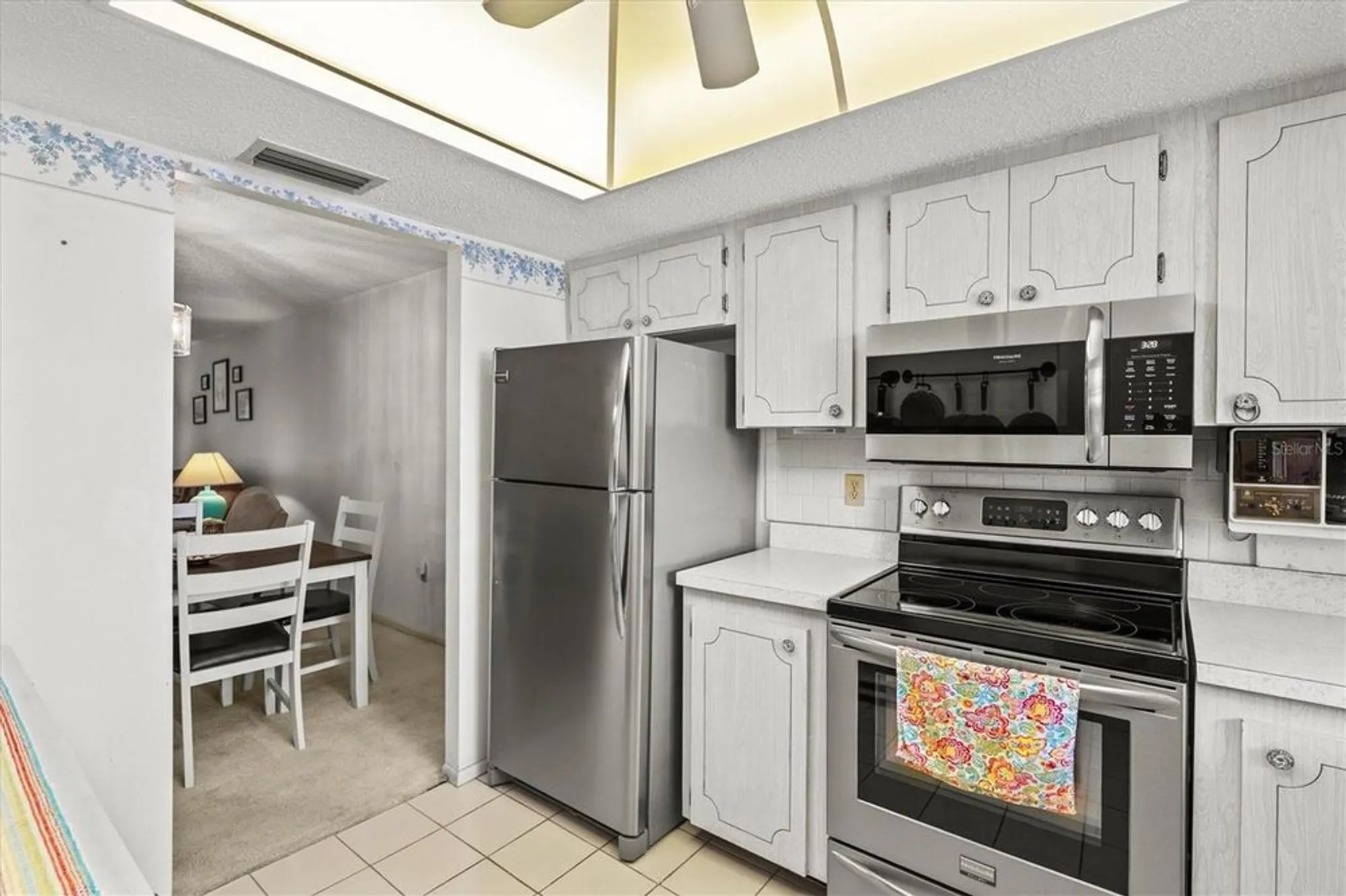 Property Slideshow image 10 of 42 | 3564 lake bayshore dr # 203, Bradenton, FL, 34205