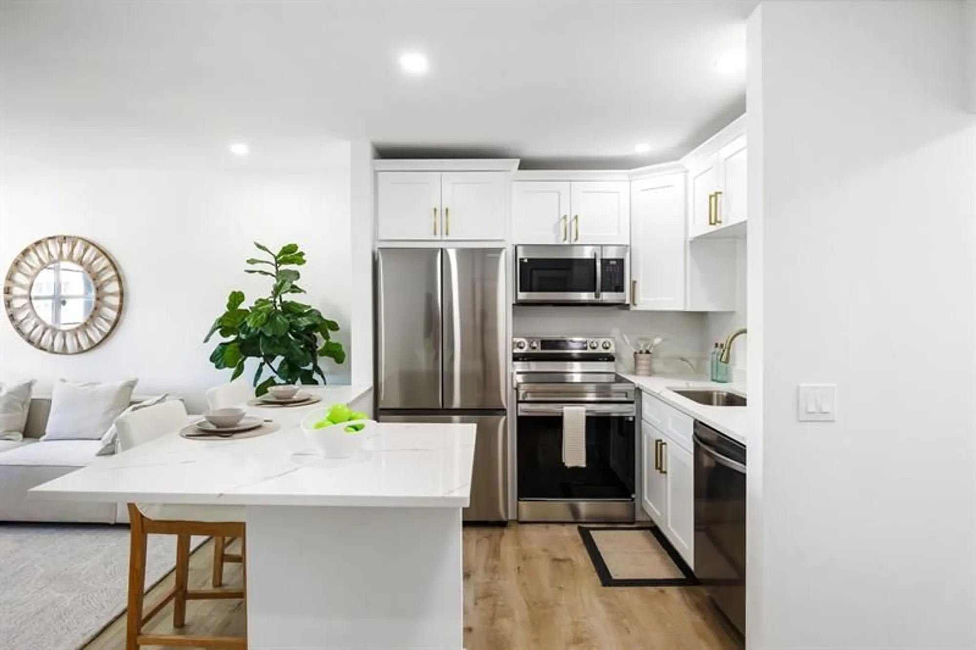 Property Slideshow image 7 of 38 | 480 horizons 207, Boynton Beach, FL, 33435