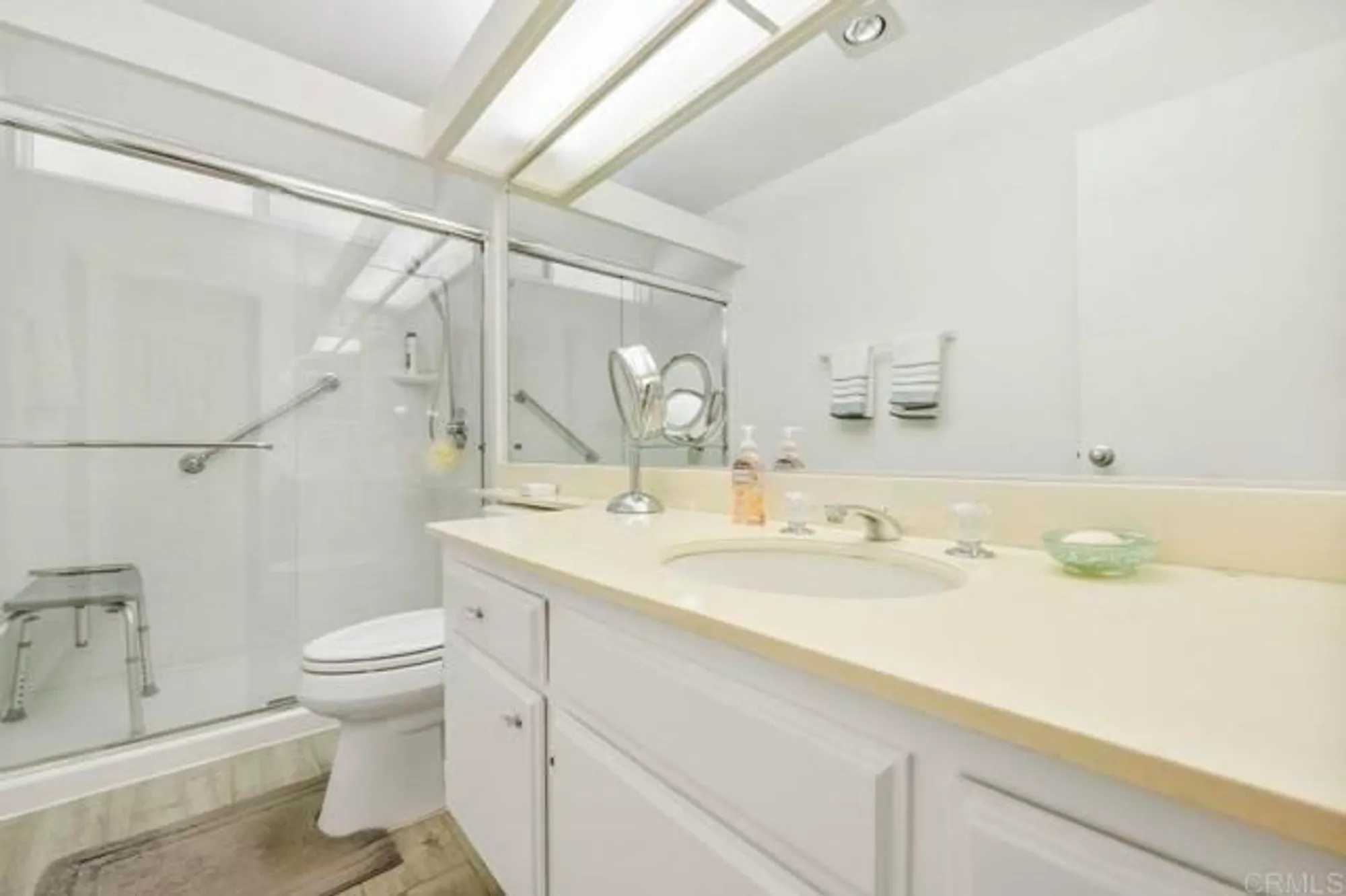 Property Slideshow image 24 of 33 | 17503 plaza dolores, San Diego, CA, 92128