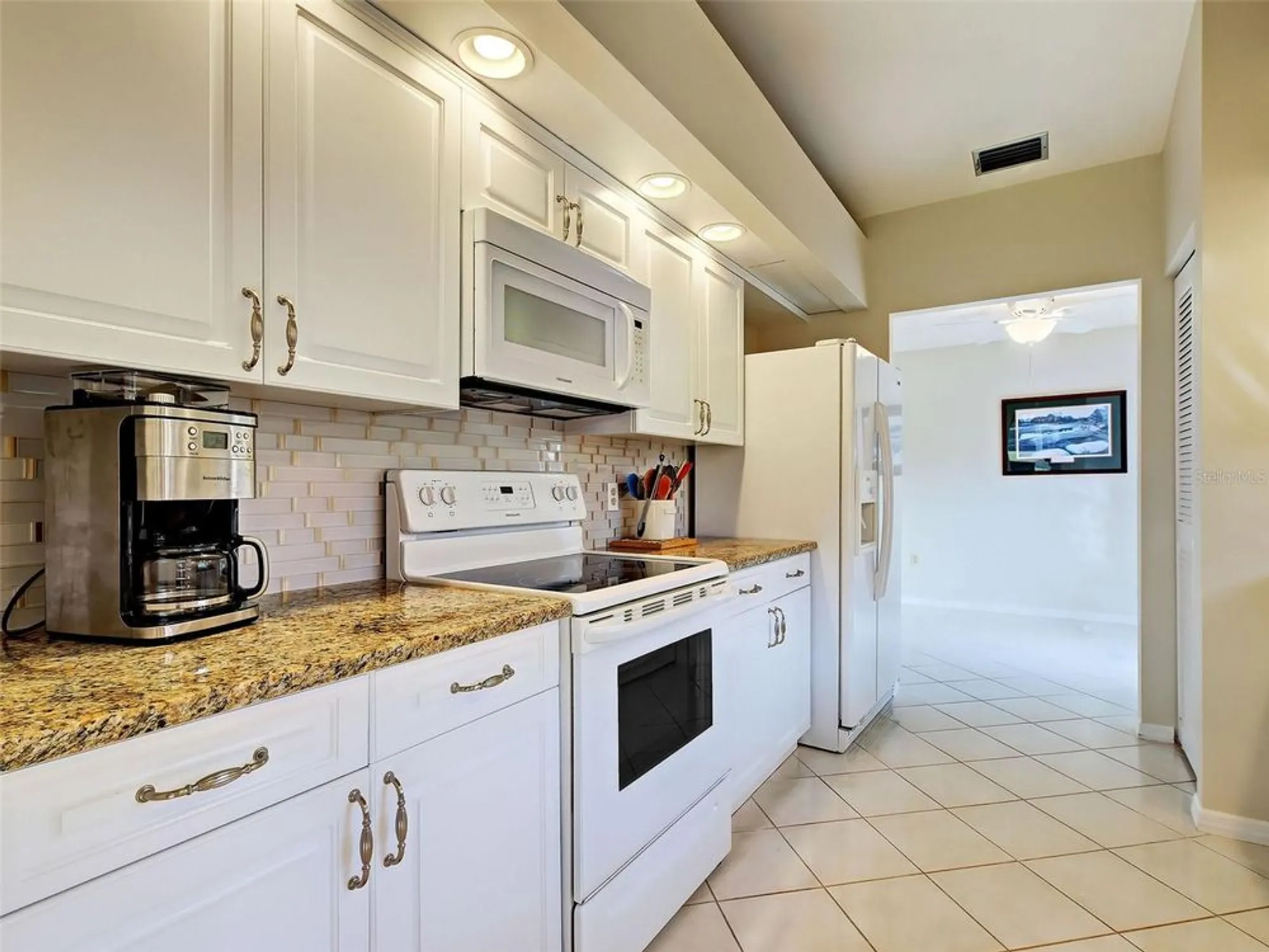 Property Slideshow image 15 of 47 | 166 southampton pl 348, Venice, FL, 34293