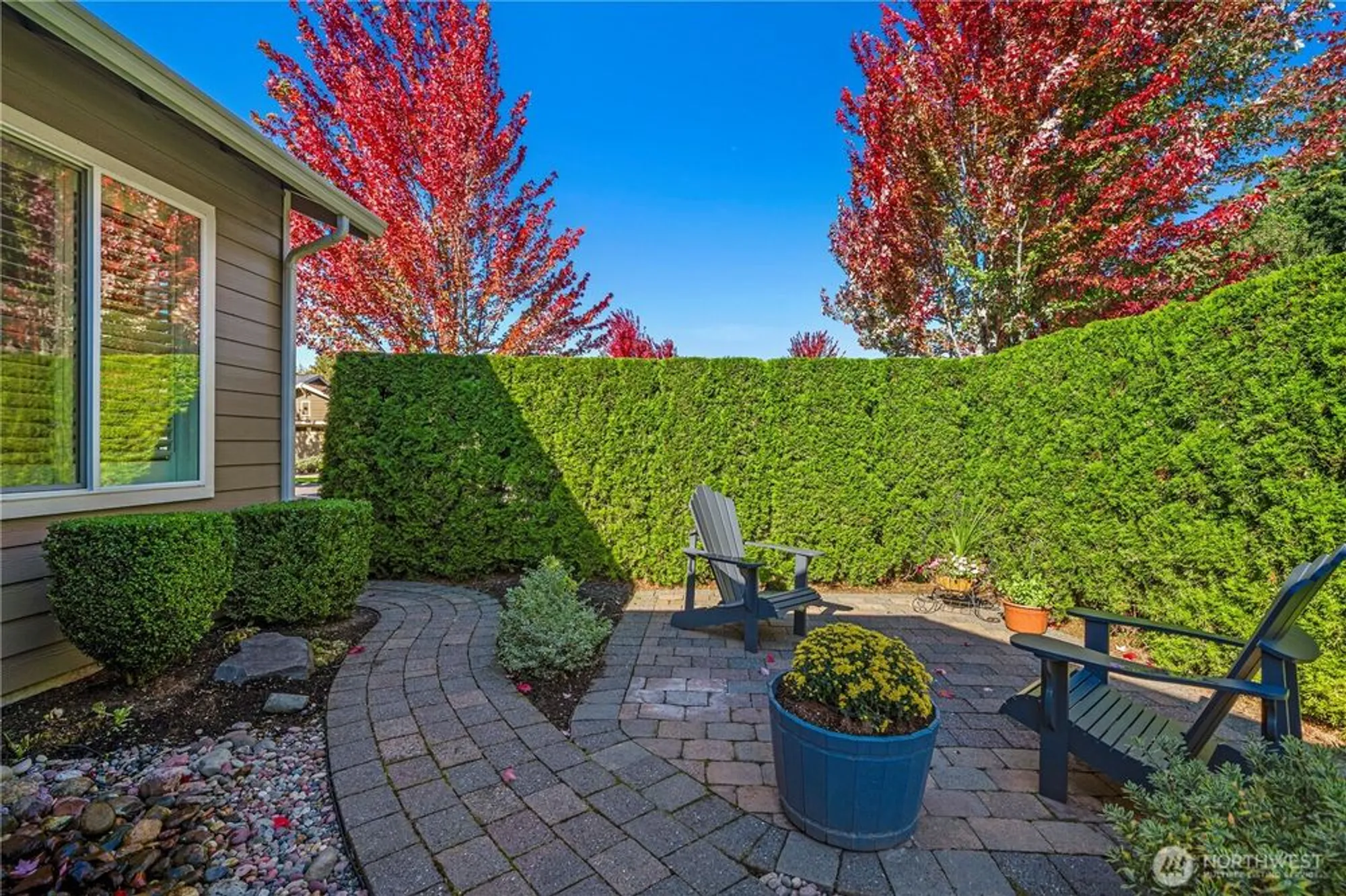 Property Slideshow image 24 of 33 | 14613 knoll park ct, Bonney Lake, WA, 98391