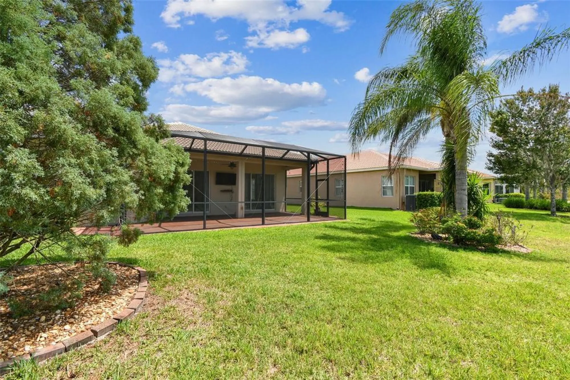 Property Slideshow image 51 of 100 | 16101 cape coral dr, Wimauma, FL, 33598