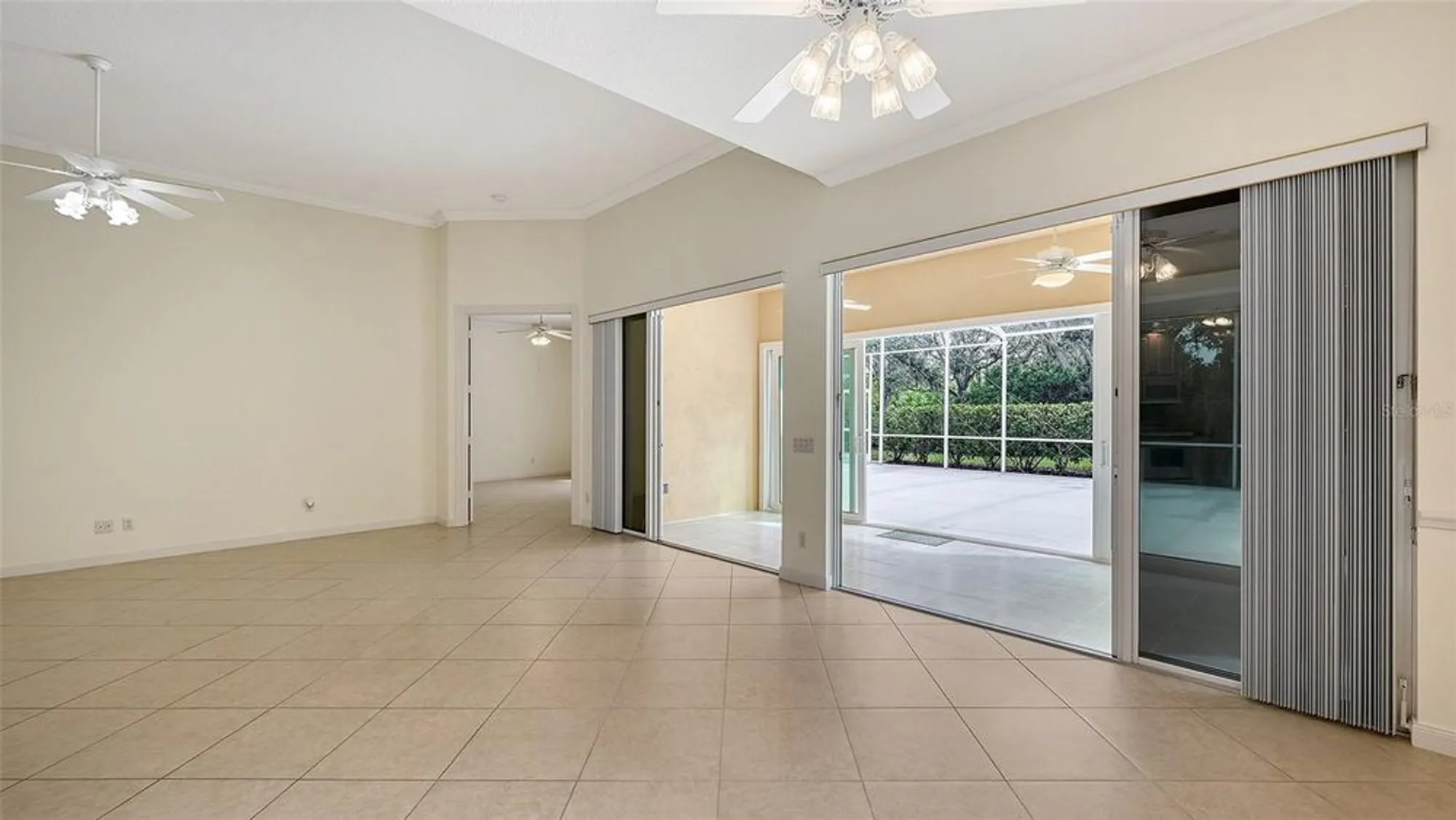 Property Slideshow image 25 of 100 | 5679 ferrara dr, Sarasota, FL, 34238