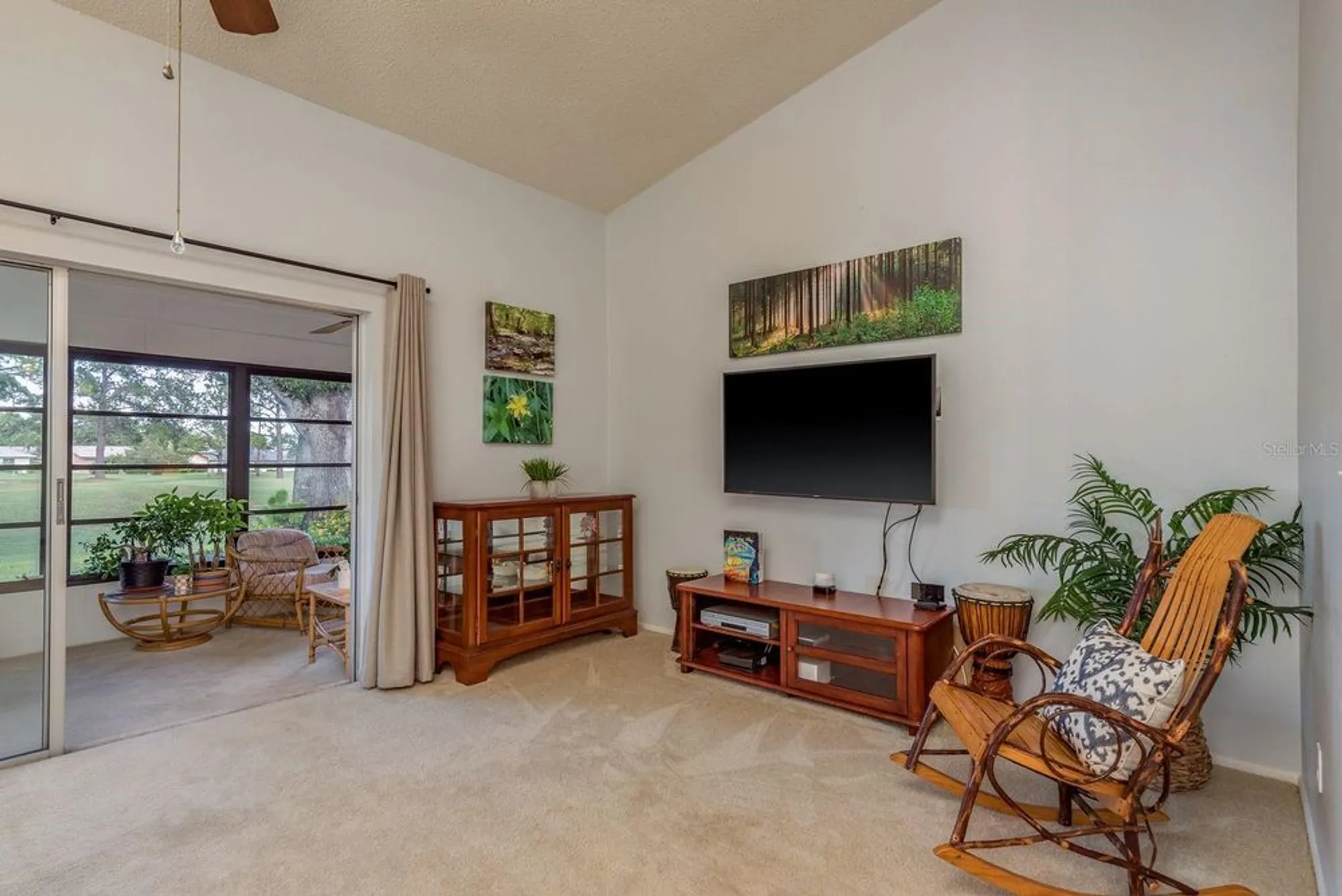 Property Slideshow image 11 of 62 | 1109 tartan dr c, Palm Harbor, FL, 34684