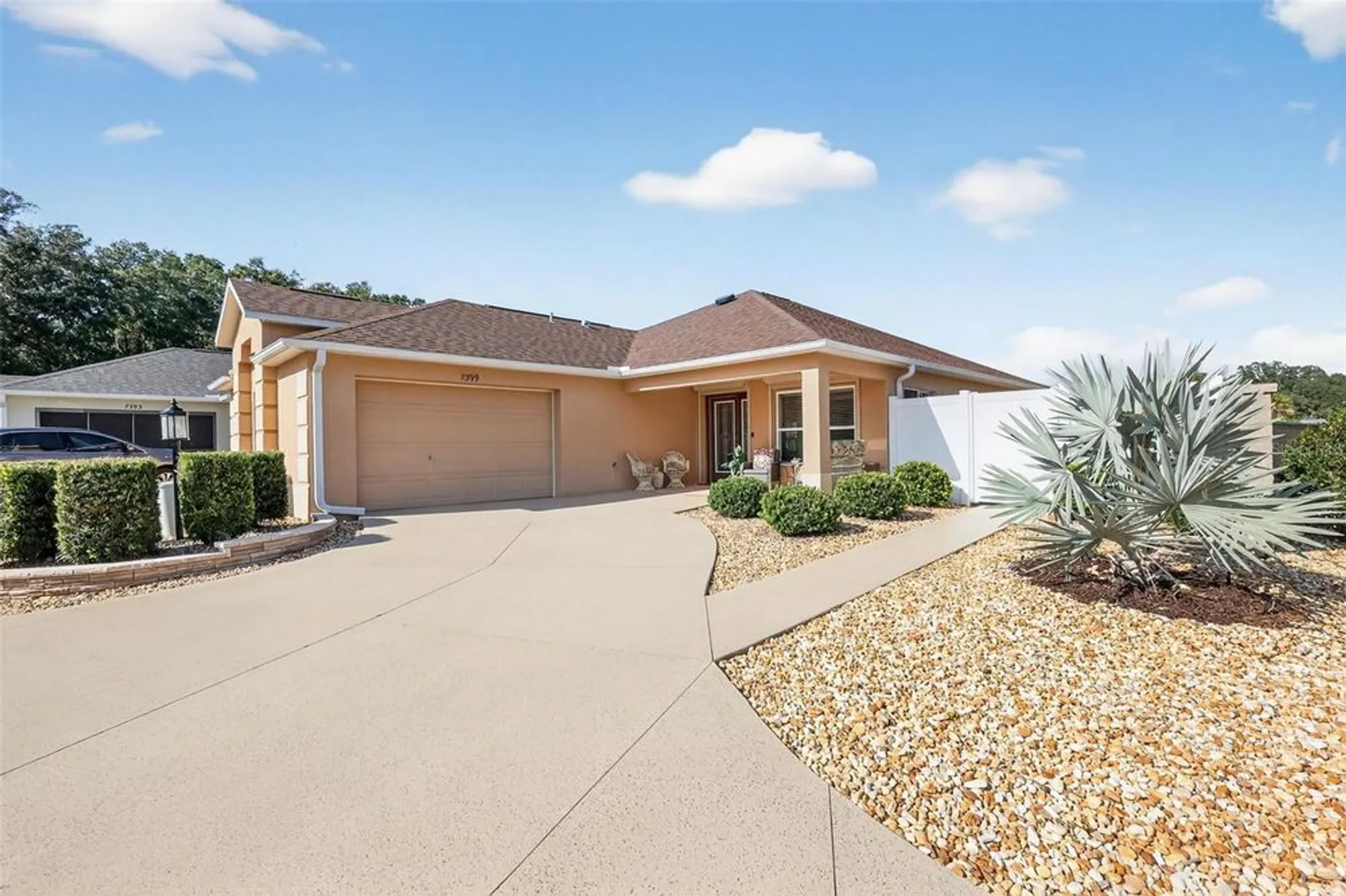 Property Slideshow image 43 of 53 | 7399 se 169th cote loop, The Villages, FL, 32162