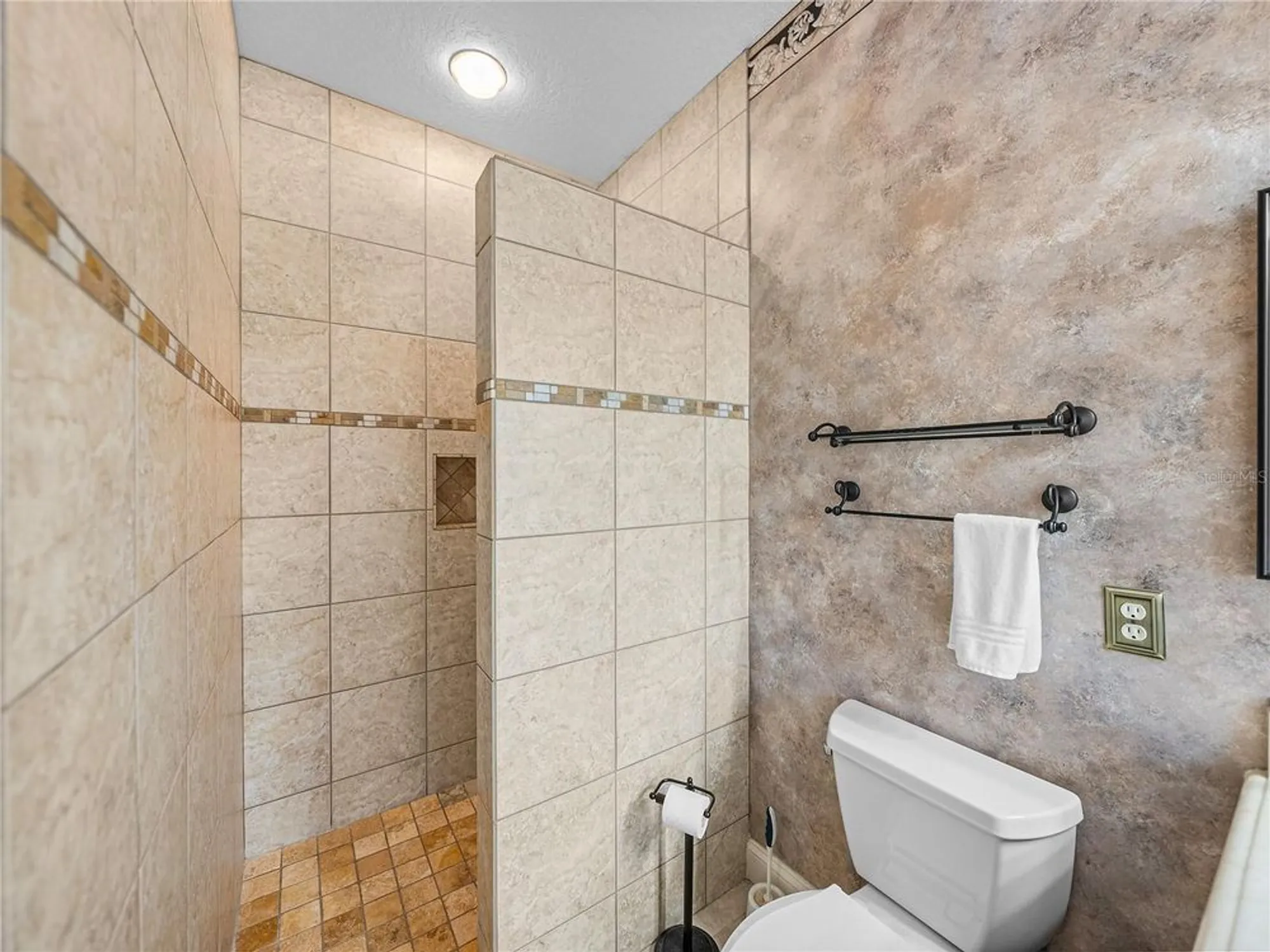 Property Slideshow image 49 of 100 | 4327 gullane dr, Lake Wales, FL, 33859