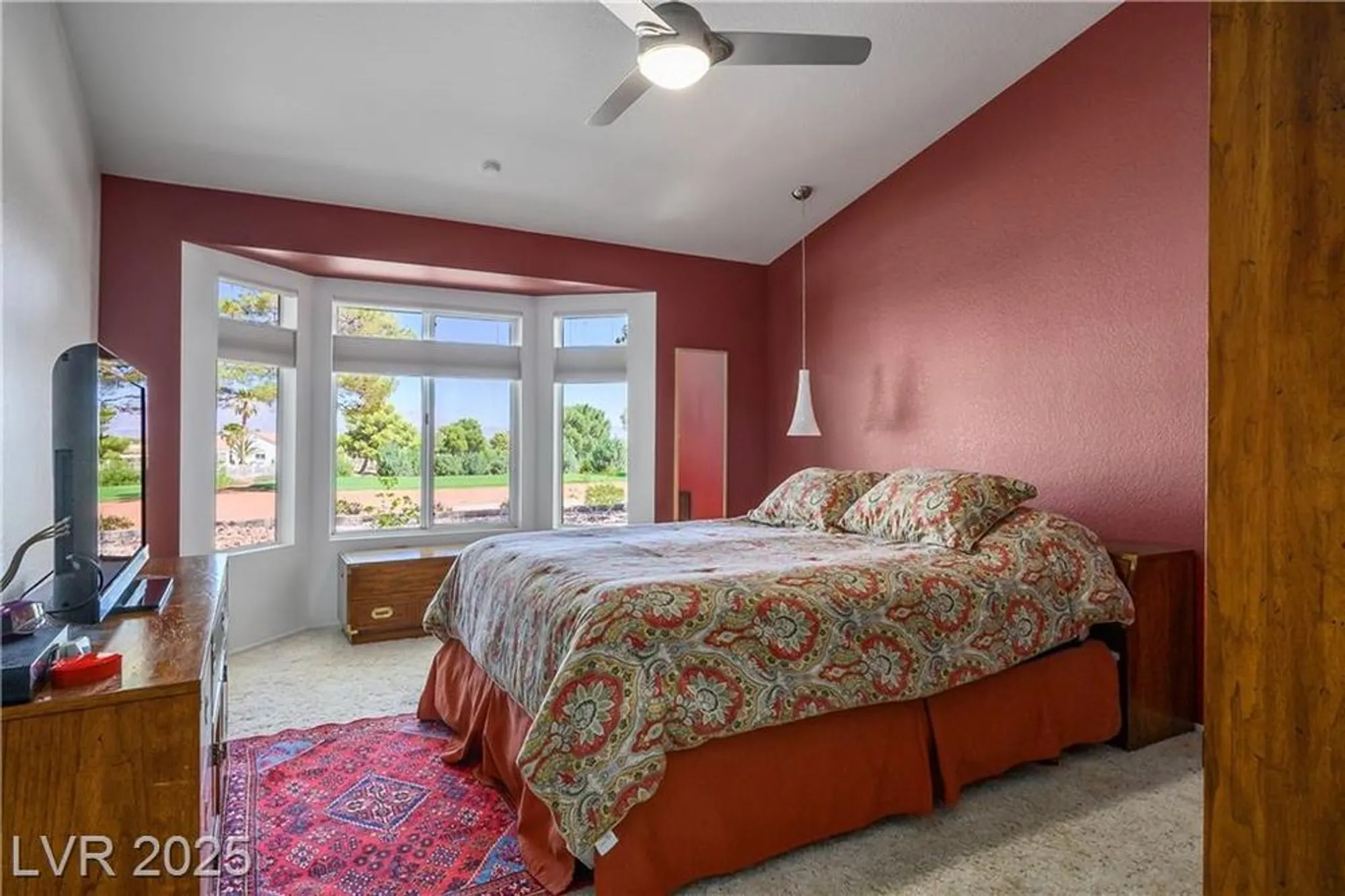 Property Slideshow image 14 of 63 | 9012 sundial dr, Las Vegas, NV, 89134