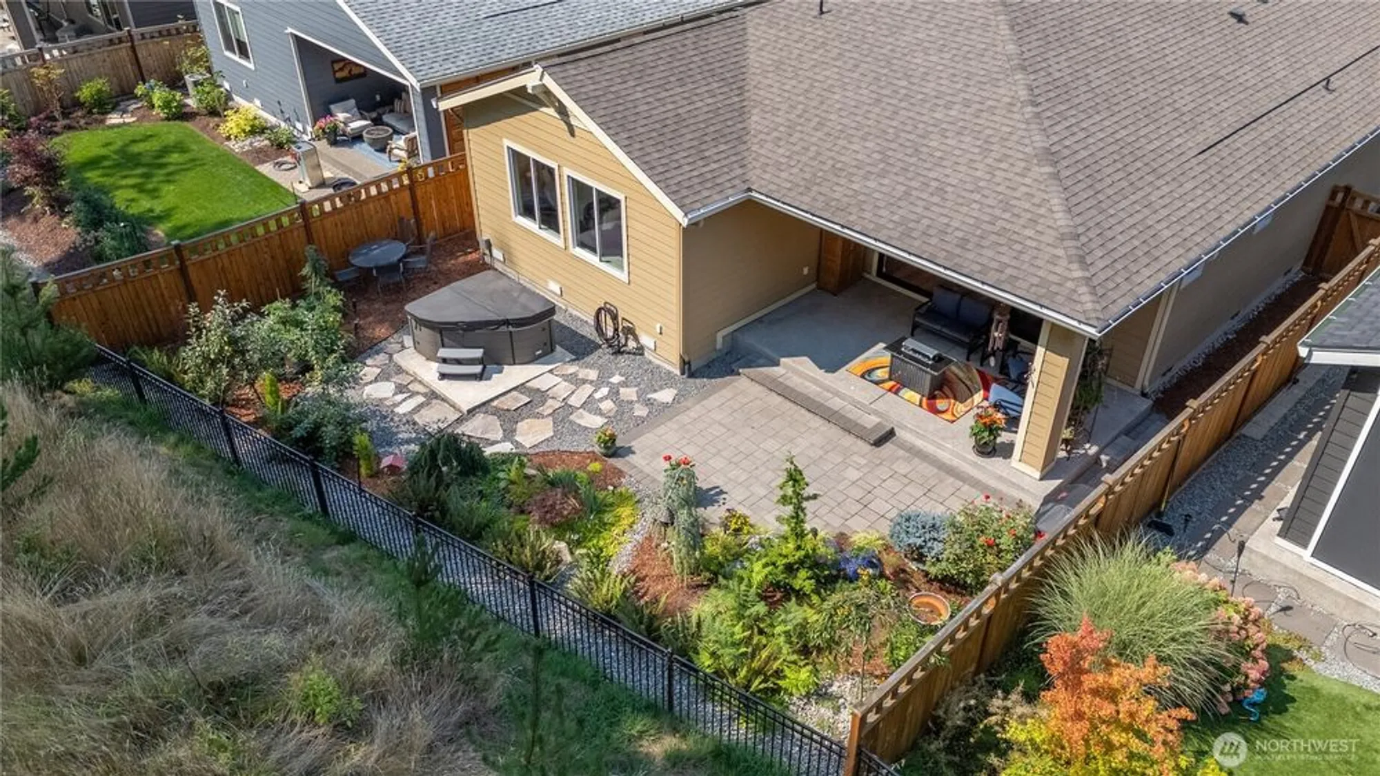 Property Slideshow image 4 of 37 | 15221 183rd ave e unit e, Bonney Lake, WA, 98391