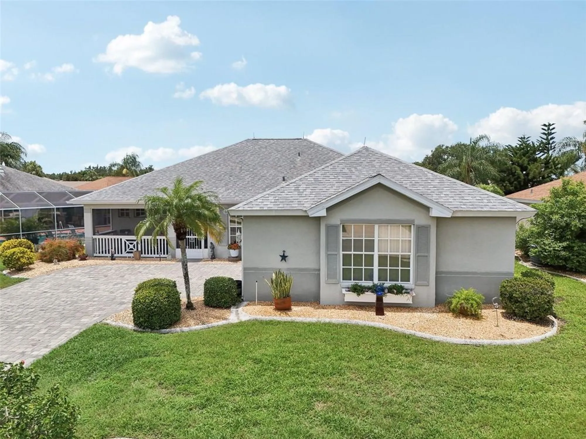Property Slideshow image 36 of 46 | 2306 emerald lake dr, Sun City Center, FL, 33573