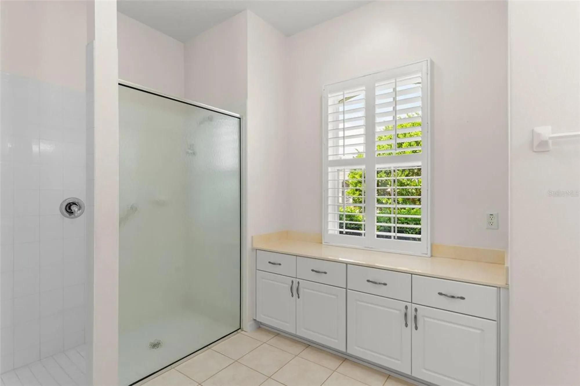 Property Slideshow image 14 of 48 | 20806 queen alexandra dr, Leesburg, FL, 34748