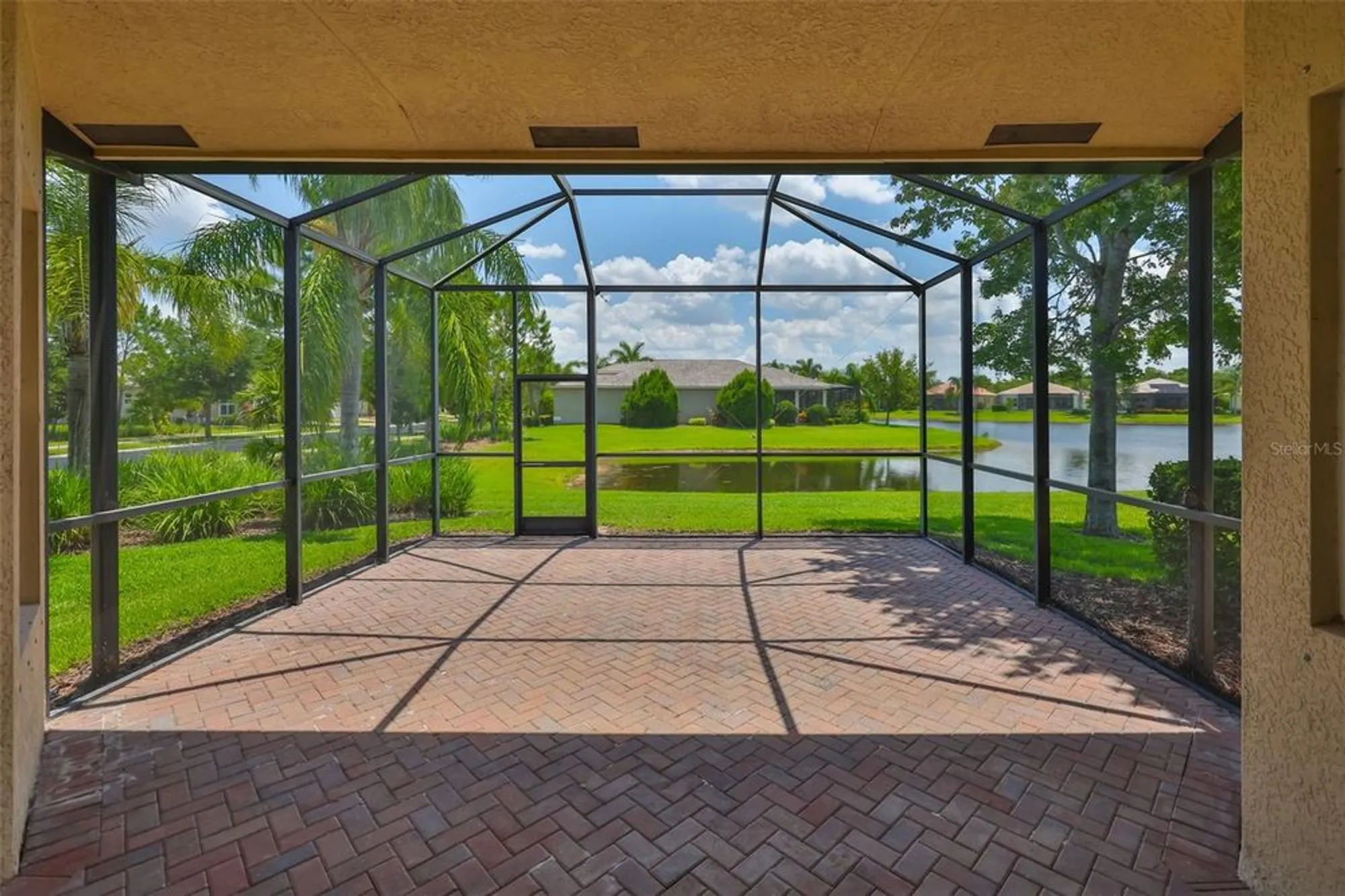 Property Slideshow image 46 of 75 | 16227 cape coral dr, Wimauma, FL, 33598