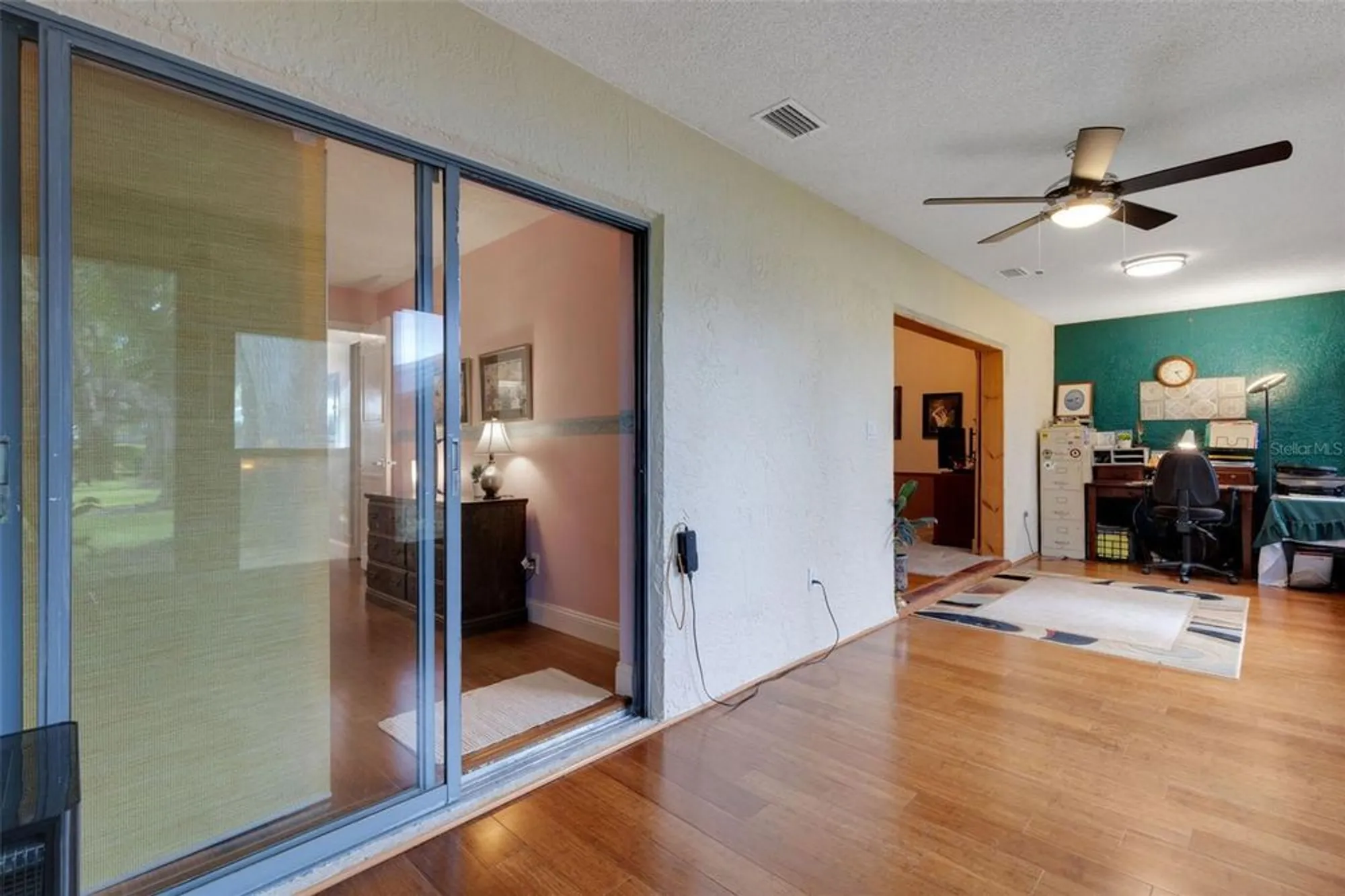 Property Slideshow image 21 of 91 | 1065 tartan dr c, Palm Harbor, FL, 34684