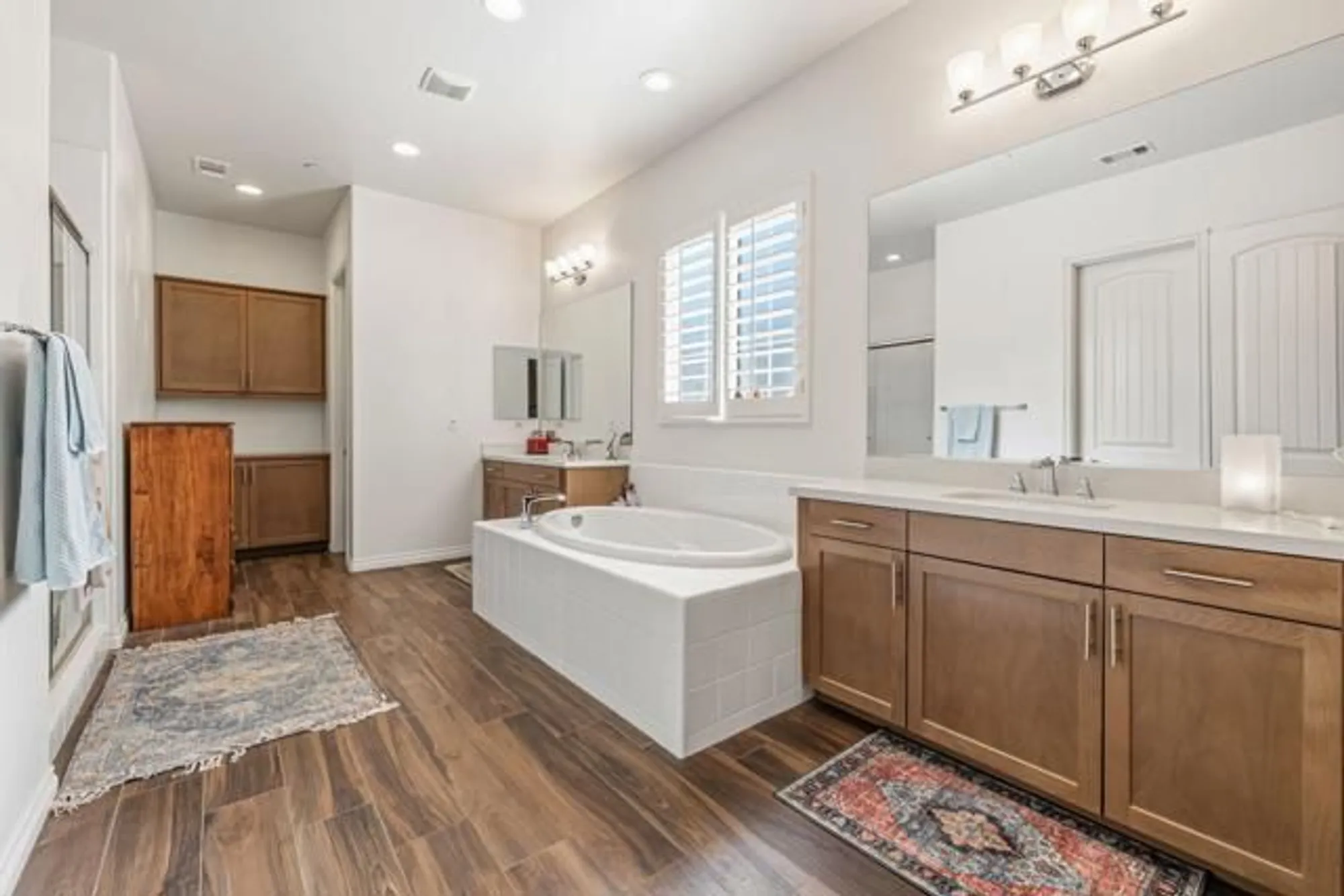 Property Slideshow image 28 of 55 | 3923 via amalfi, Palm Desert, CA, 92260