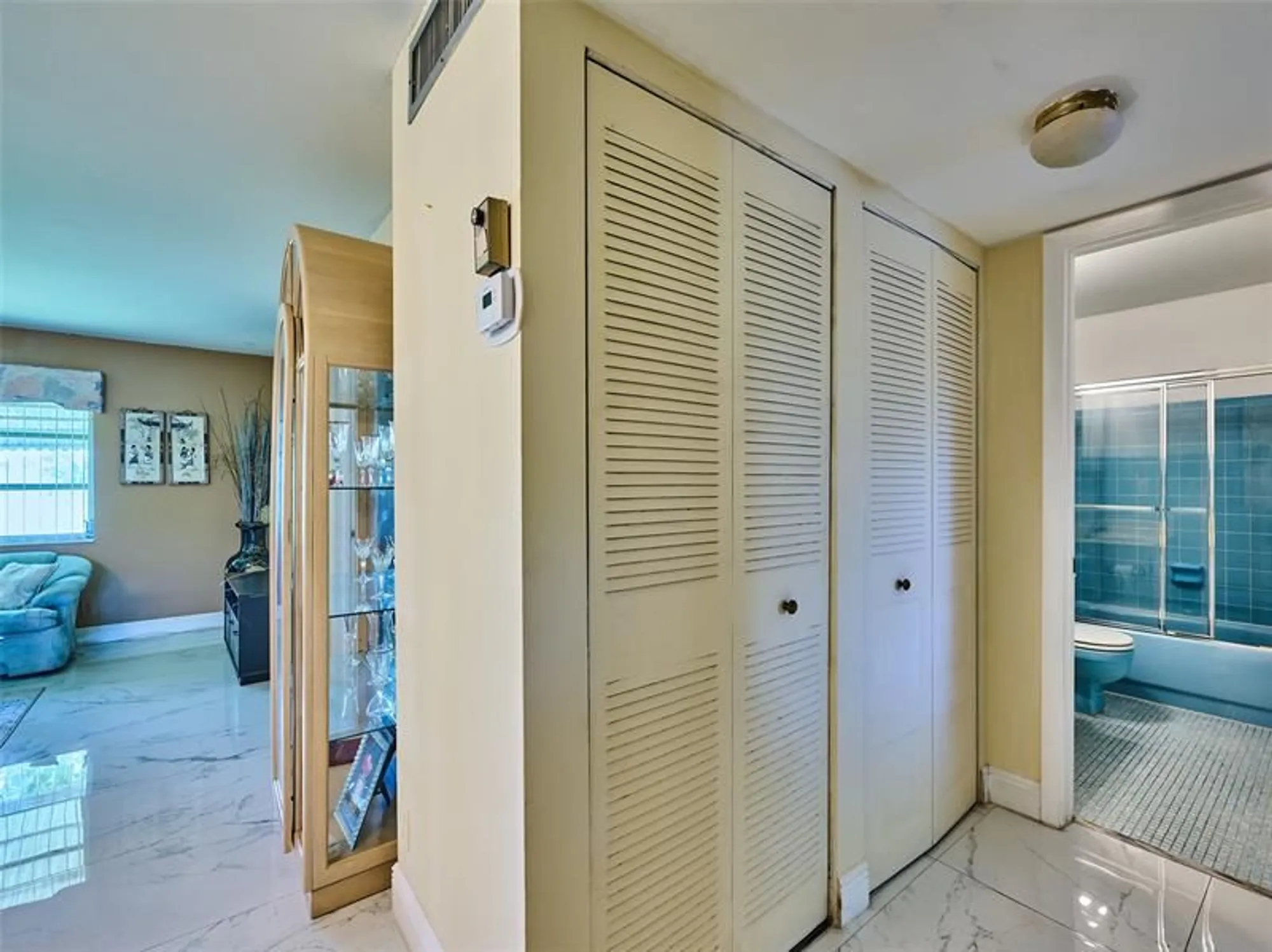 Property Slideshow image 17 of 26 | 7708 margate blvd, Margate, FL, 33063