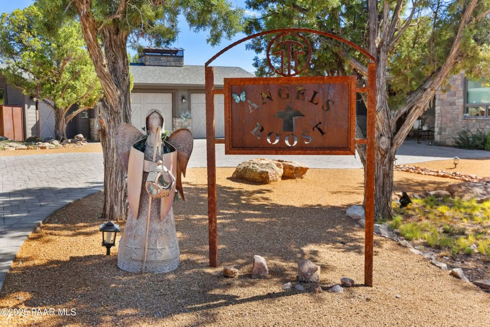 Property Slideshow image 8 of 60 | 12145 w cooper morgan trl, Prescott, AZ, 86305