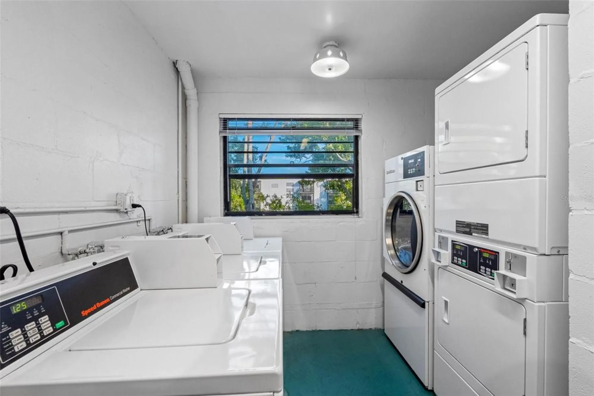 Property Slideshow image 32 of 46 | 5970 80th st n unit 411, St Petersburg, FL, 33709