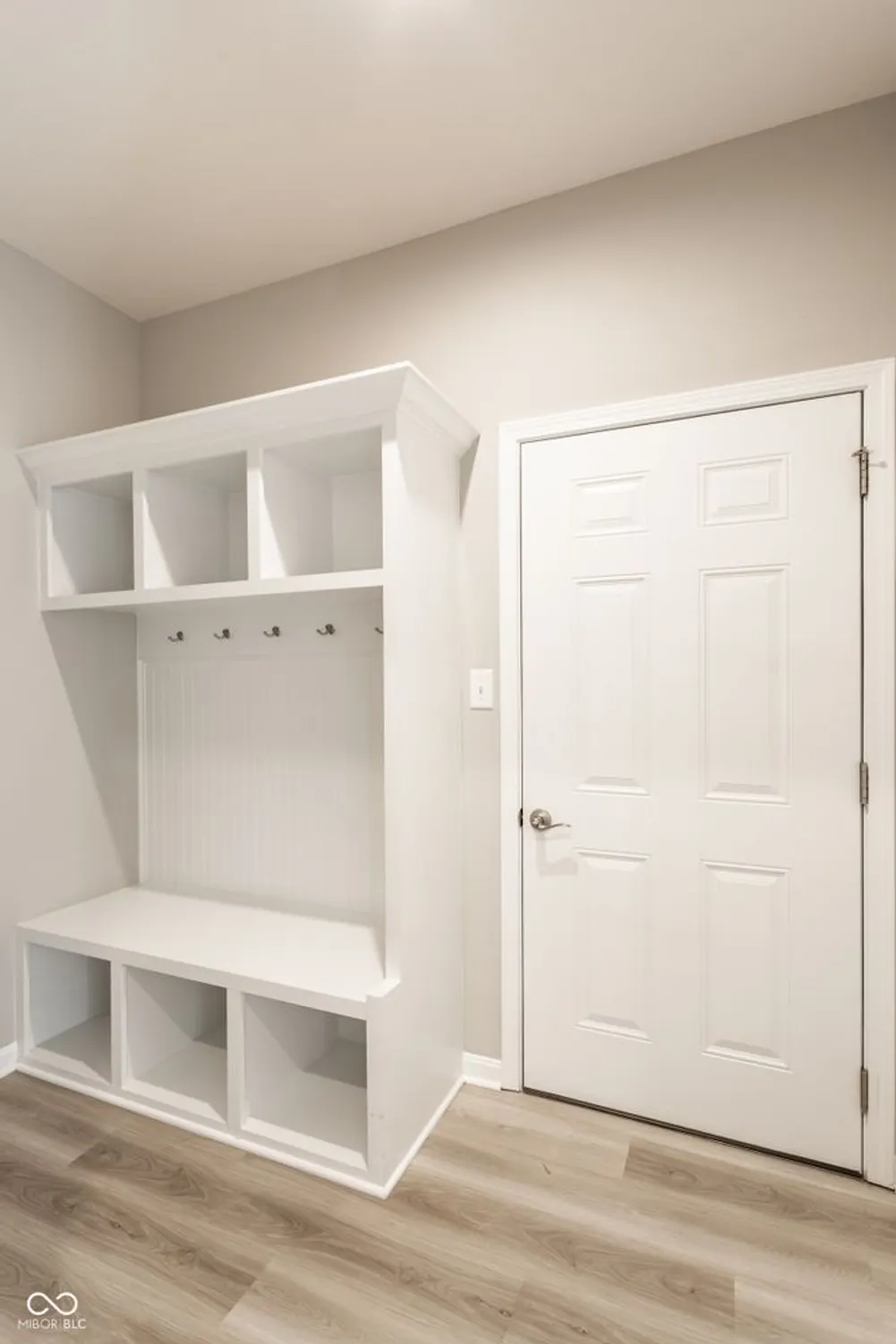 Property Slideshow image 27 of 30 | 5826 lyster ln, Indianapolis, IN, 46239