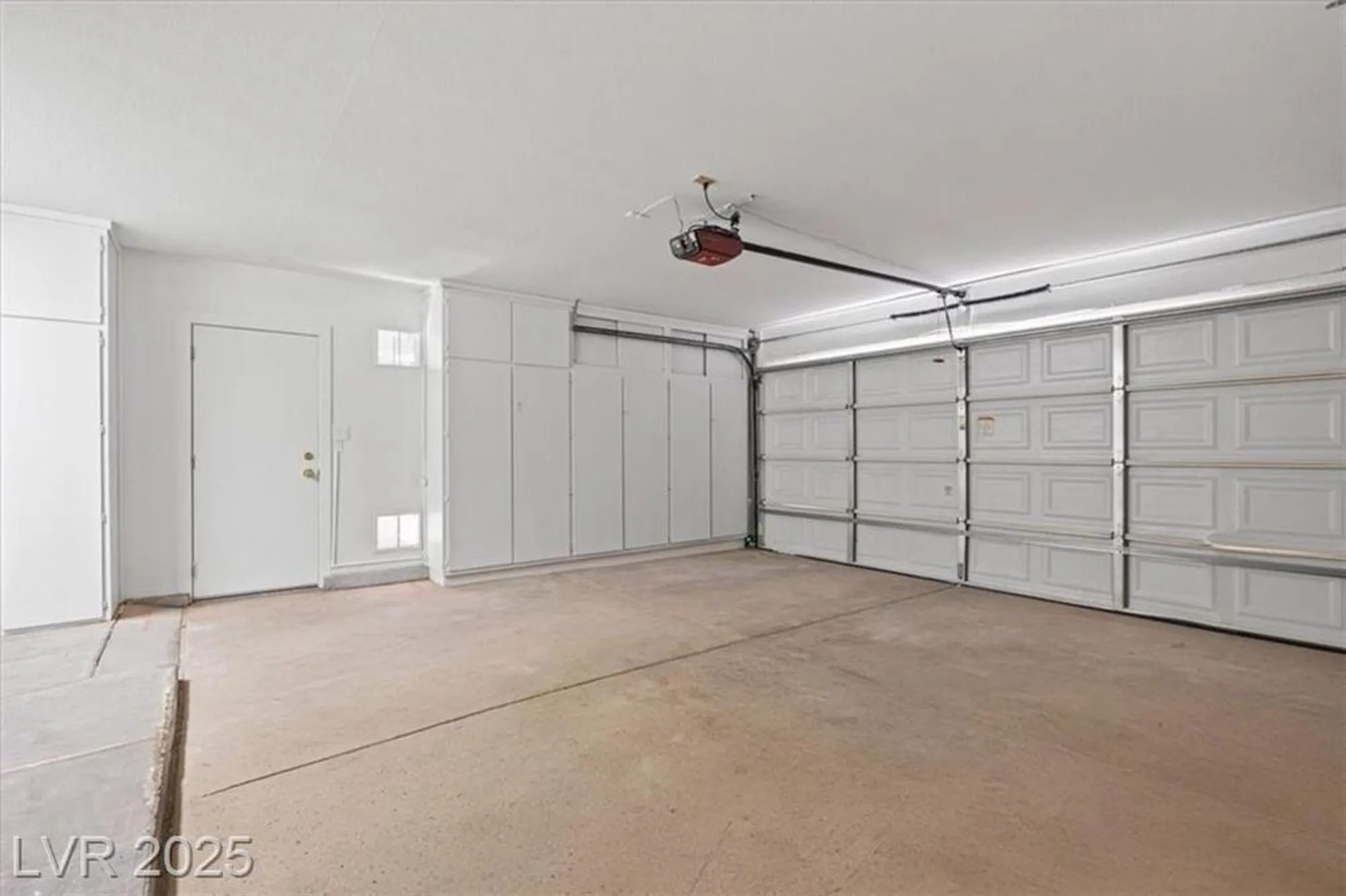 Property Slideshow image 14 of 24 | 2824 morning ridge dr, Las Vegas, NV, 89134