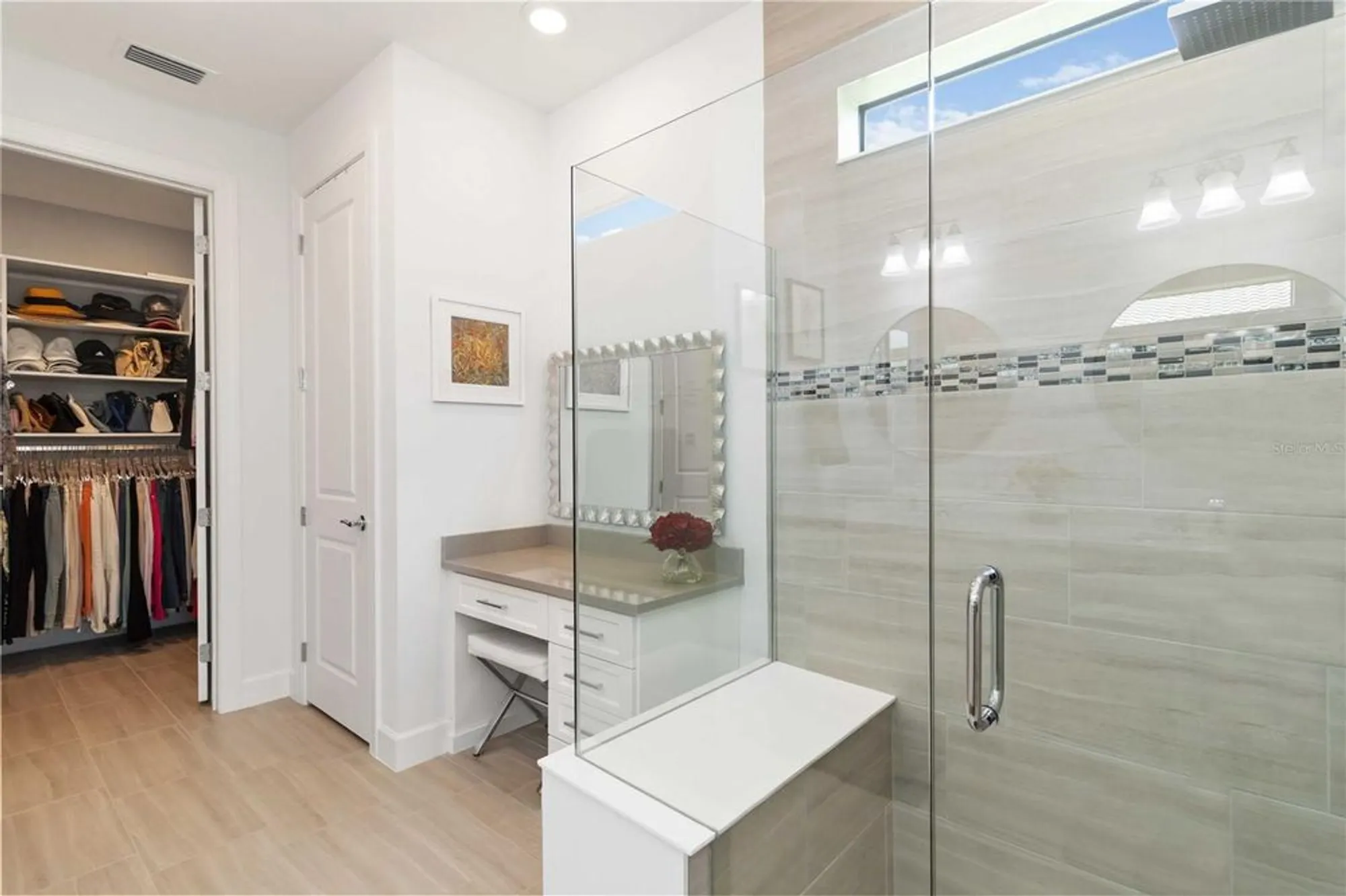 Property Slideshow image 30 of 79 | 7758 summerland cv, Bradenton, FL, 34202