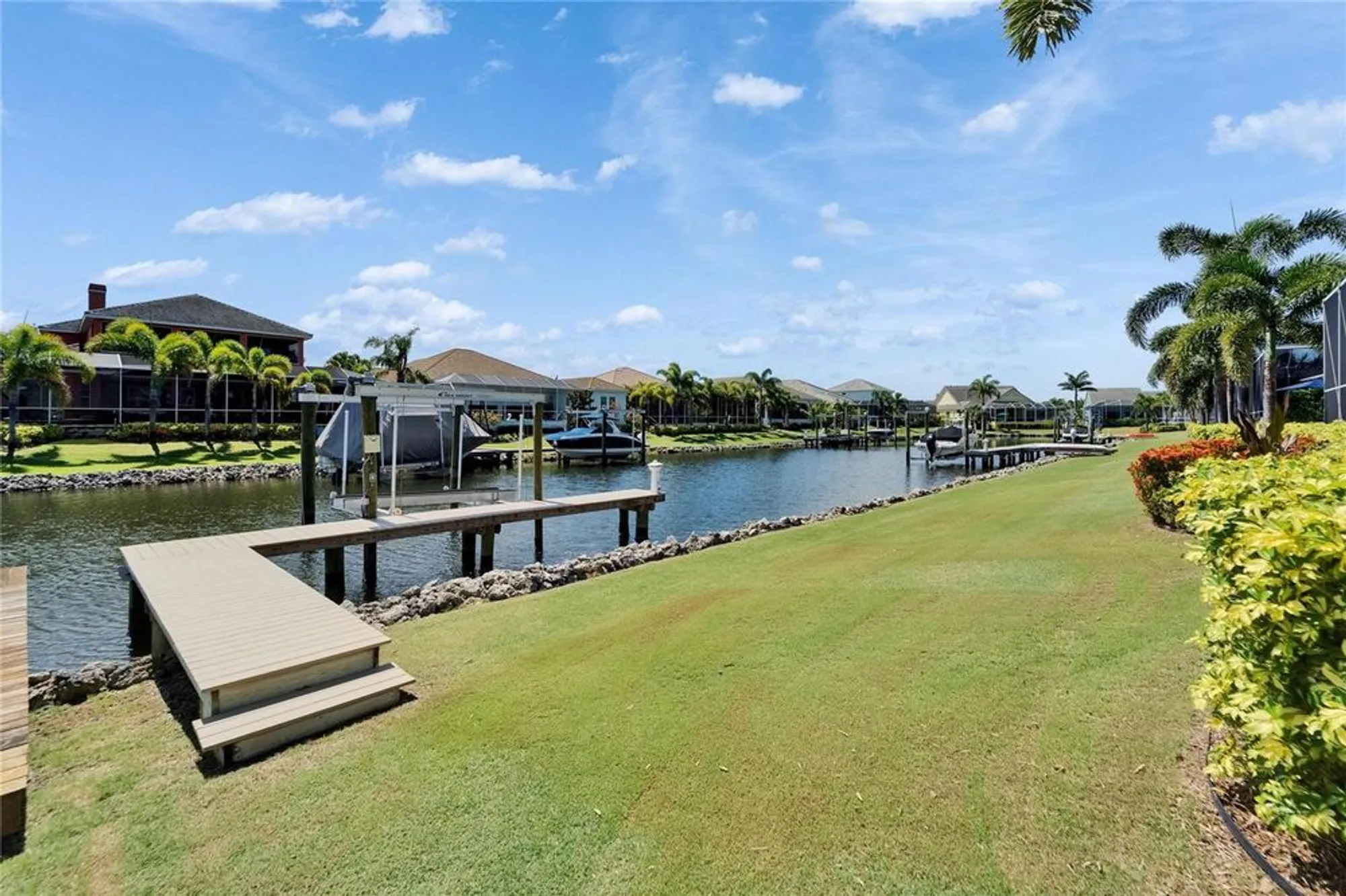 Property Slideshow image 54 of 80 | 721 manns harbor dr, Apollo Beach, FL, 33572