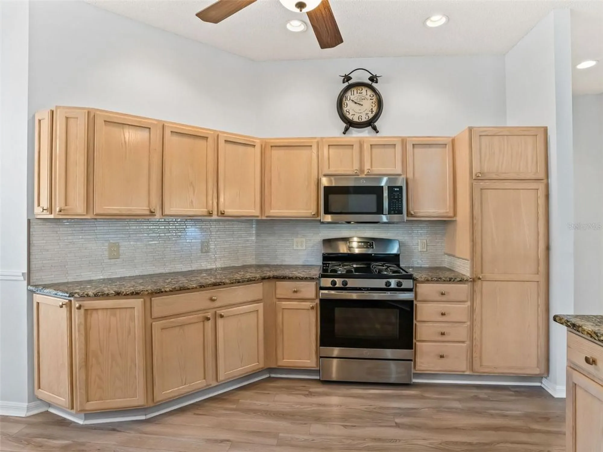 Property Slideshow image 10 of 39 | 1339 arbor trl, The Villages, FL, 32162